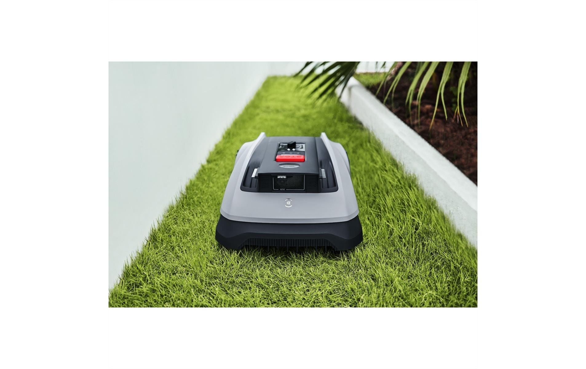 ECOVACS Robot tondeuse »GOAT O600 RTK« ,   avec navigation RTK précise et caméra IA pour évitement d'obstacles