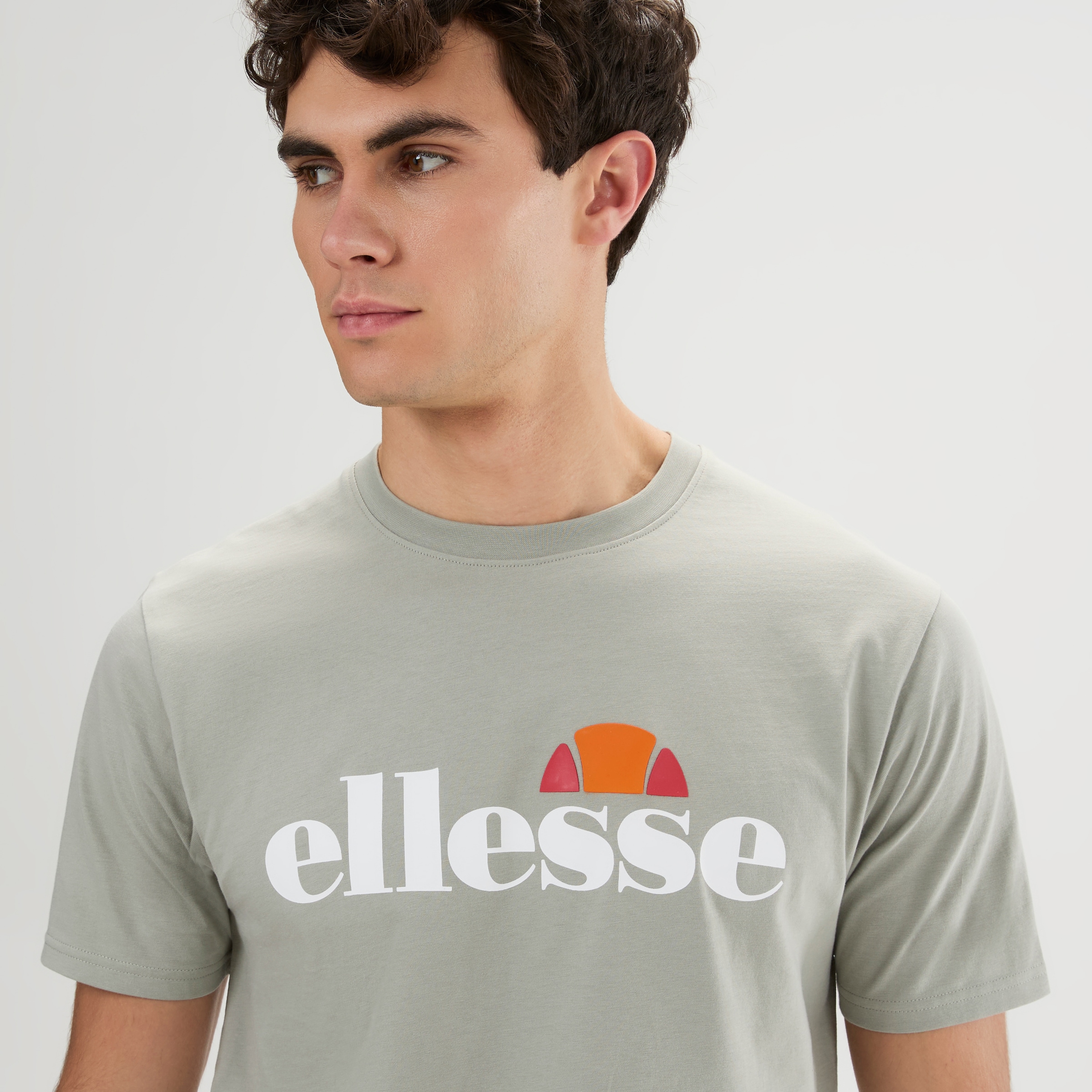 Ellesse T-shirt »Prado 2 Tee« avec col rond, manches courtes, en coton, longueur normale