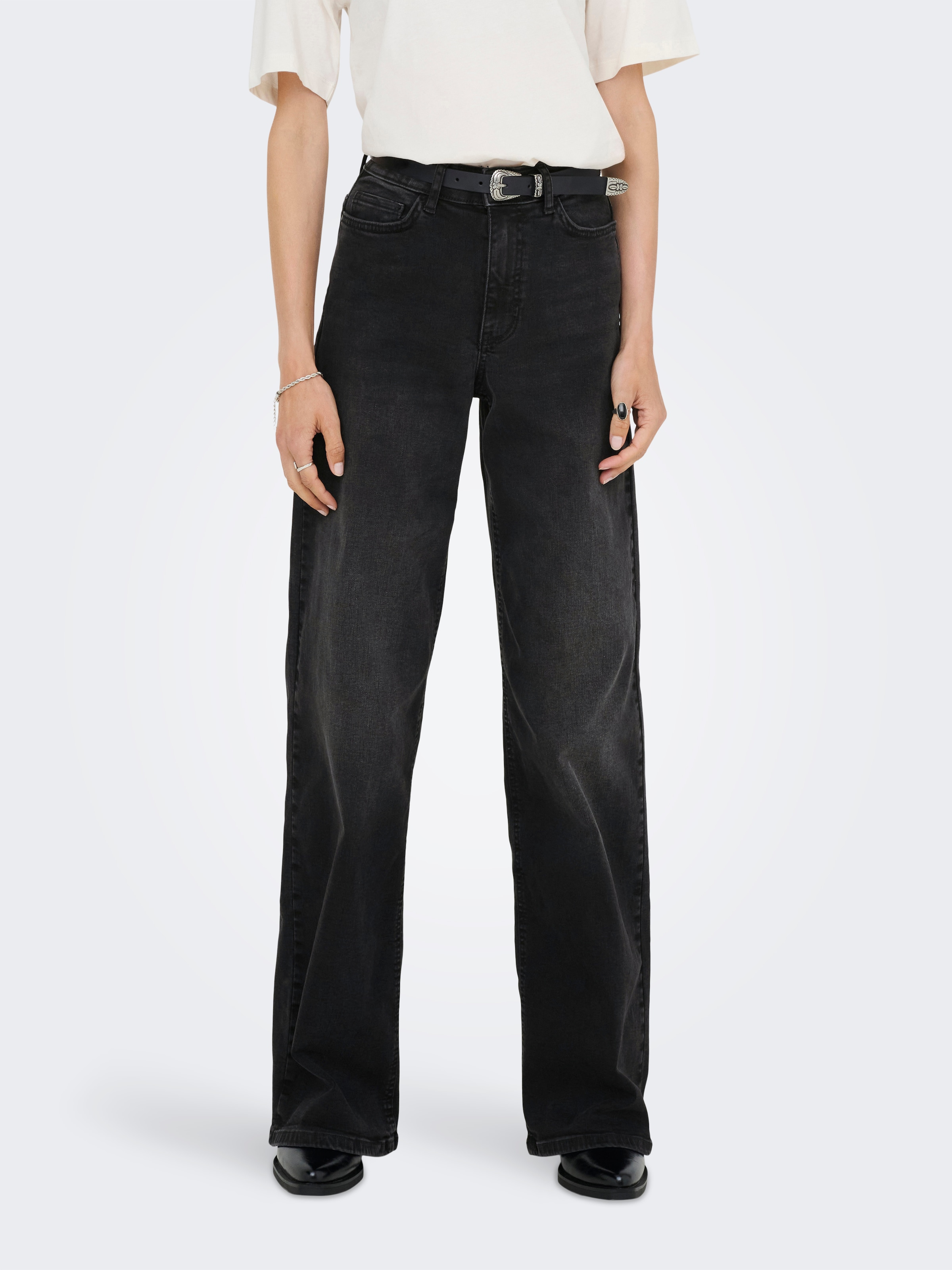 Image of JDY High-waist-Jeans "JDYFELINA-FINA HW WIDE BLK JEANSDNM NOOS"