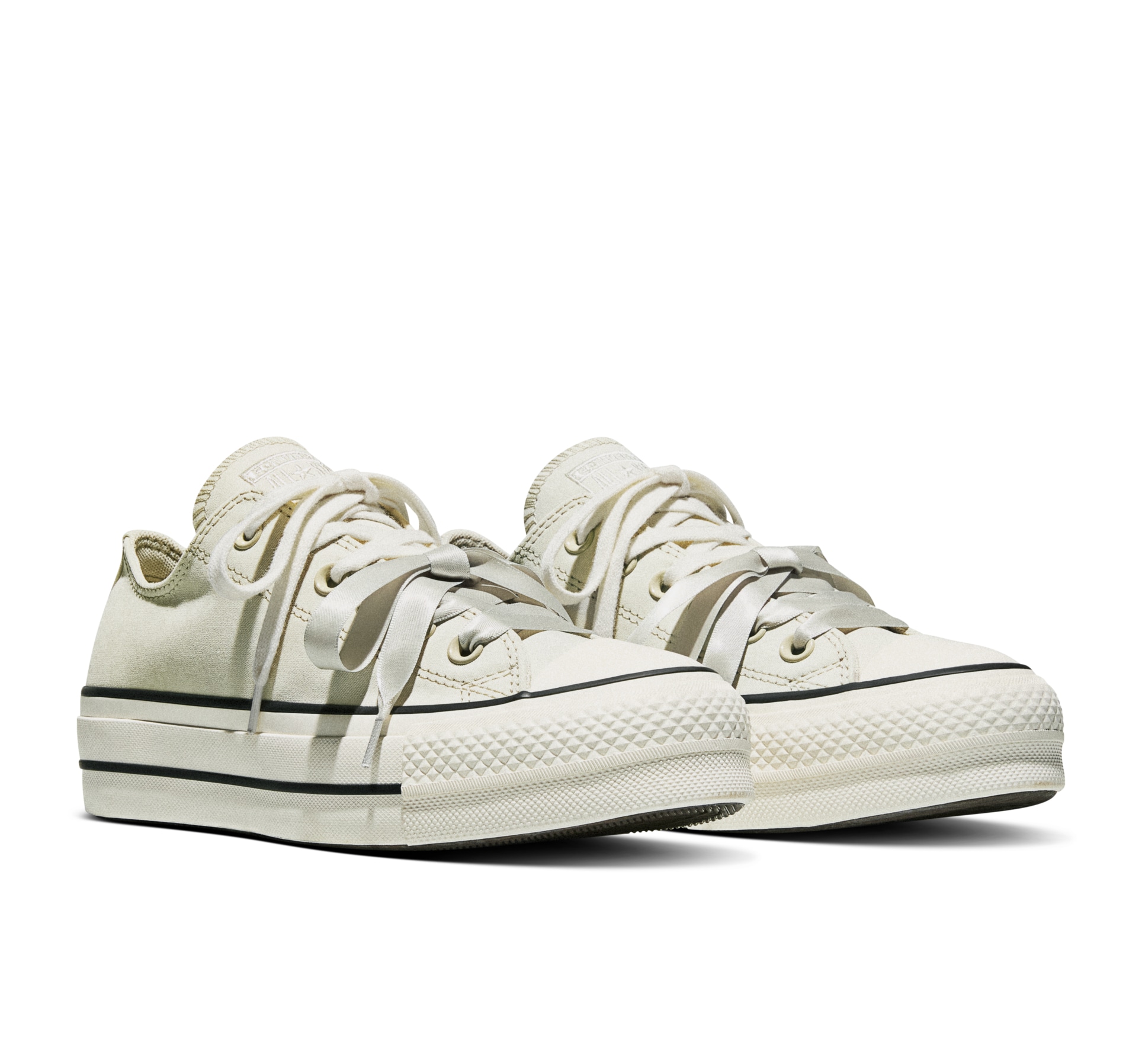 Image of Converse Sneaker "CHUCK TAYLOR ALL STAR LIFT PLATFORM PEACHED CANVAS" für den Alltag, mit profiliertem Laufsohlenprofil, mit Schnürung