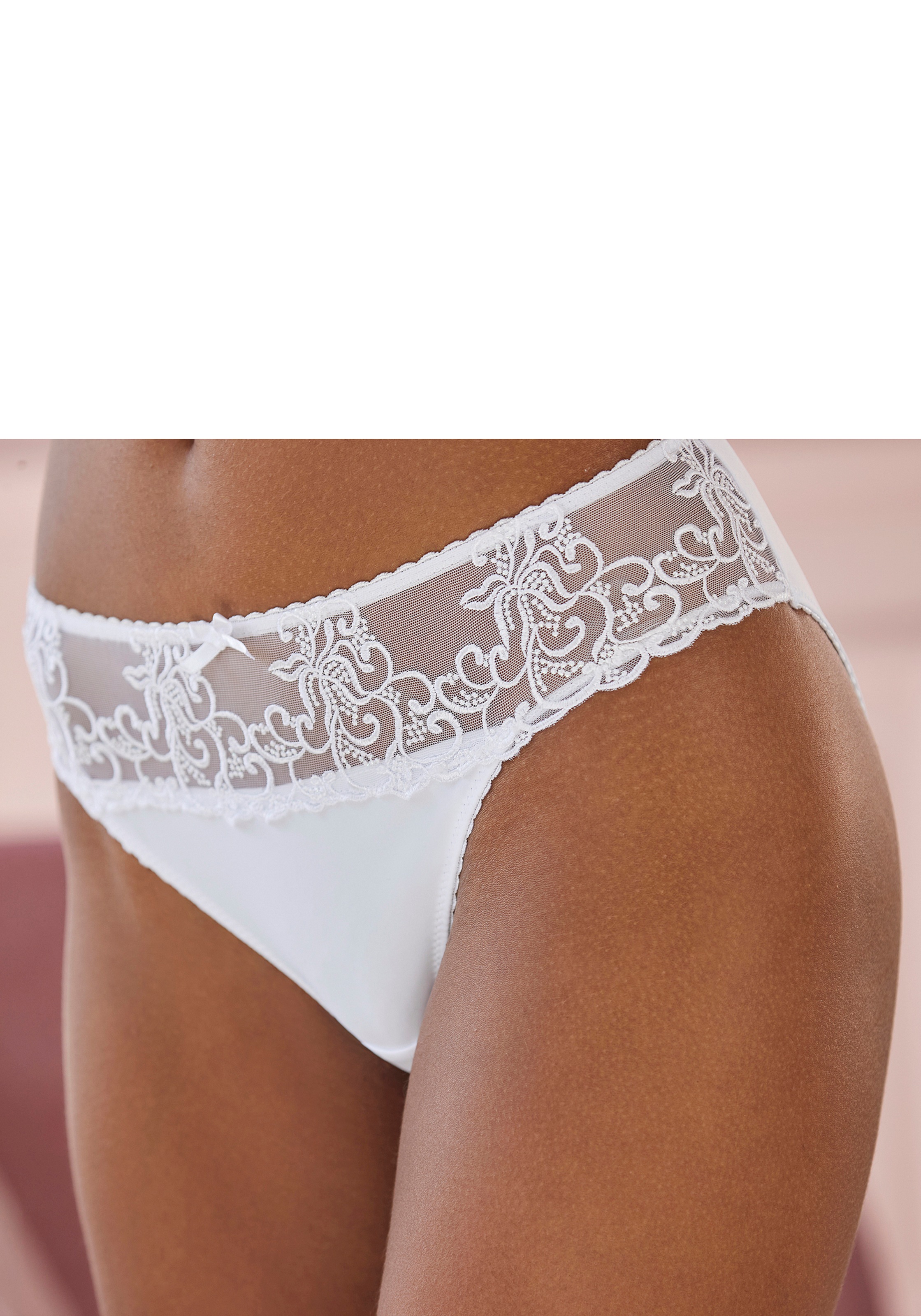 Image of Nuance Slip, mit Bund aus floraler Spitze bei Ackermann Versand Schweiz