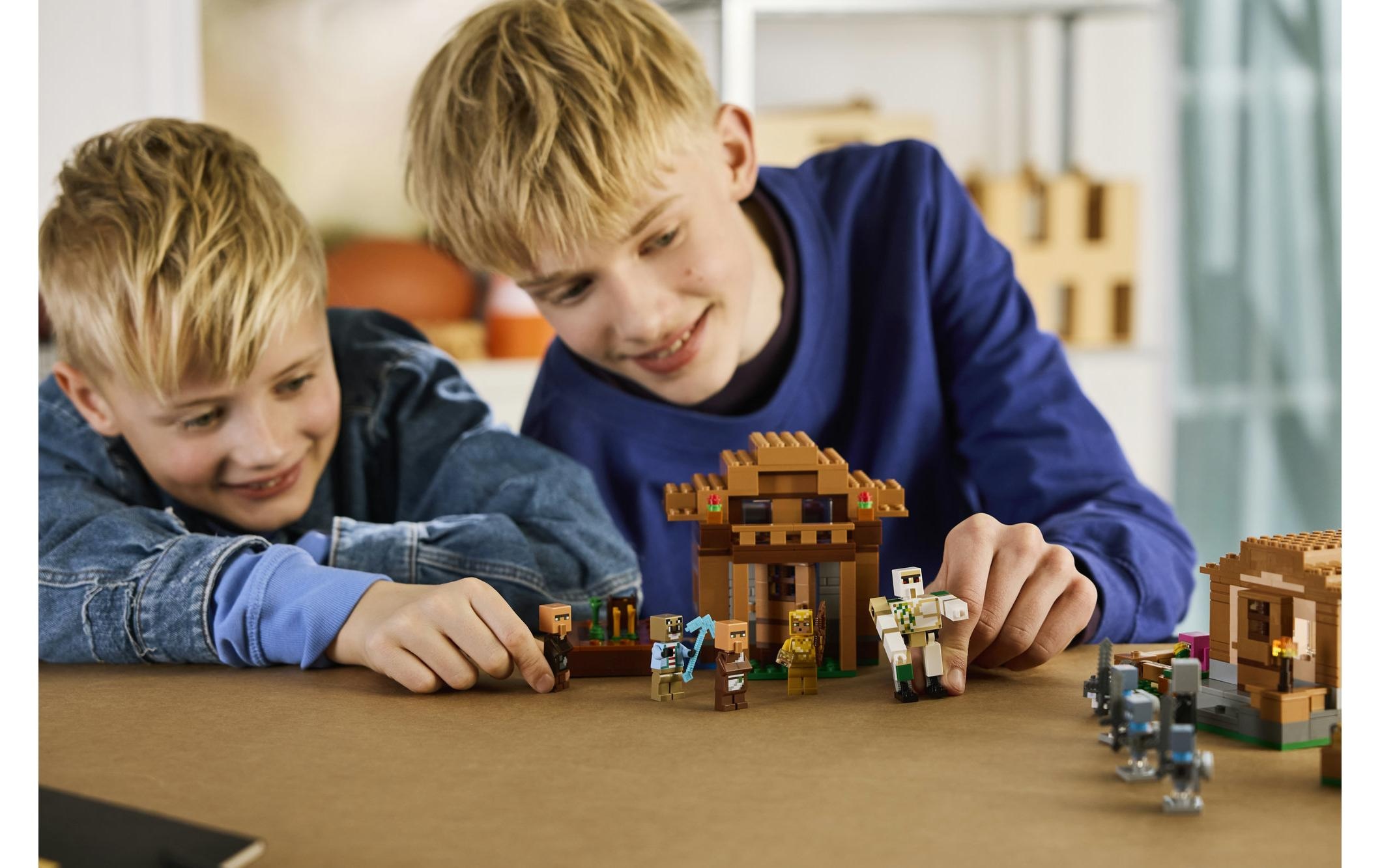 LEGO® Konstruktionsspielsteine »Angriff des Magiers auf das Dorf (21596), LEGO Minecraft« Made in Europe