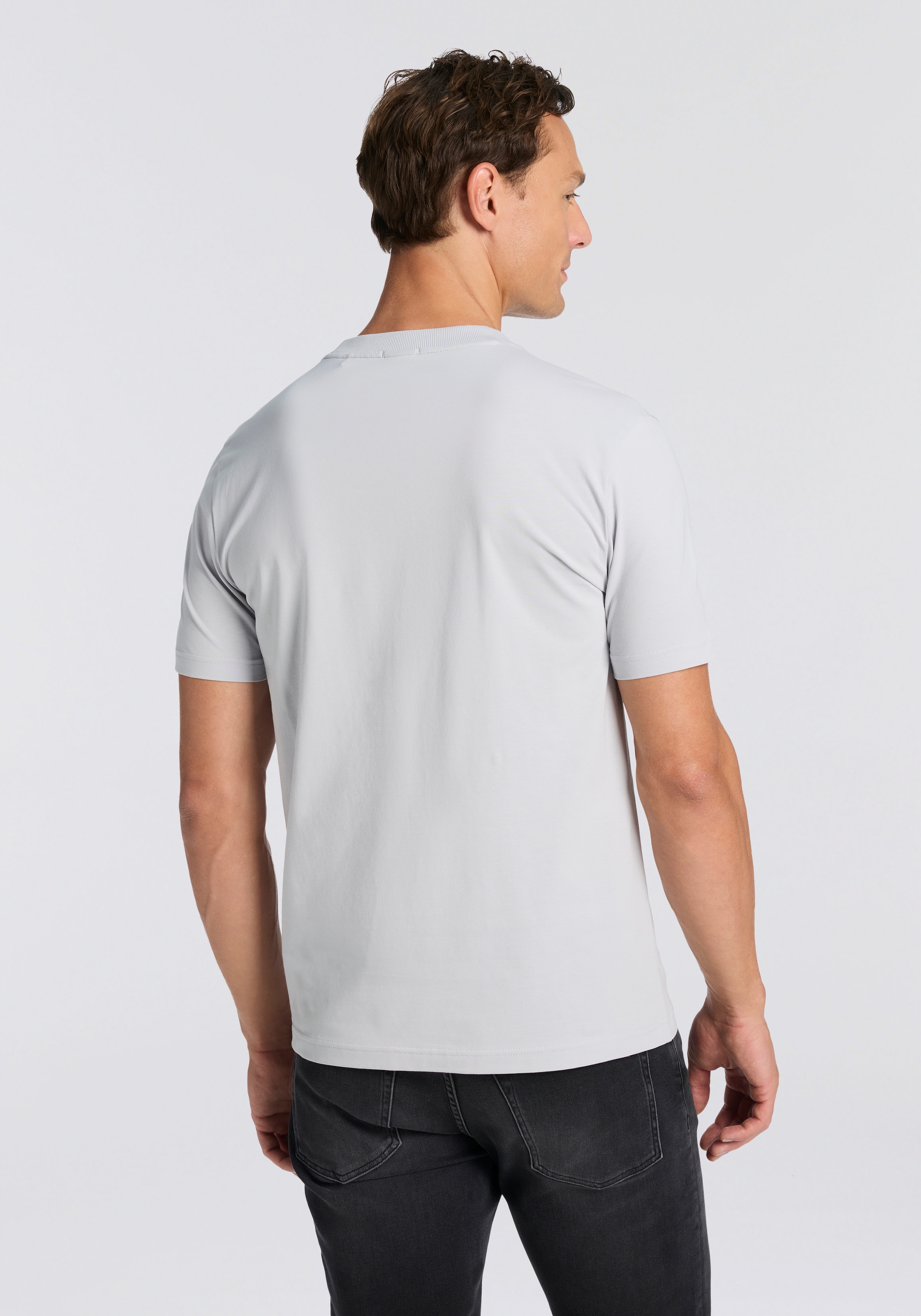 BOSS GREEN Shirt à col rond »Tee« mit gummiertem Kontrast-Logo