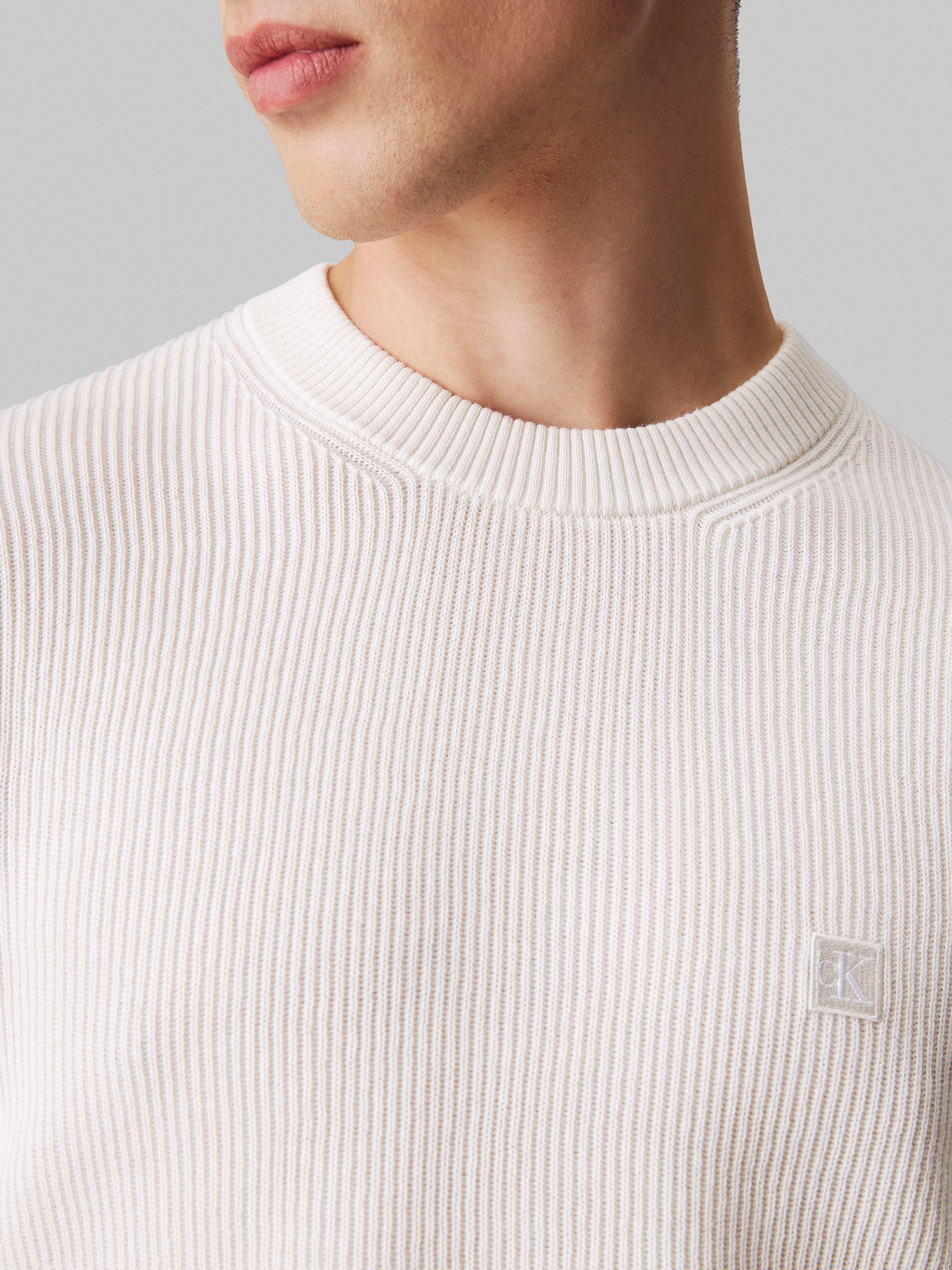 Calvin Klein Jeans Rundhalspullover »CK EMBRO BADGE SWEATER«