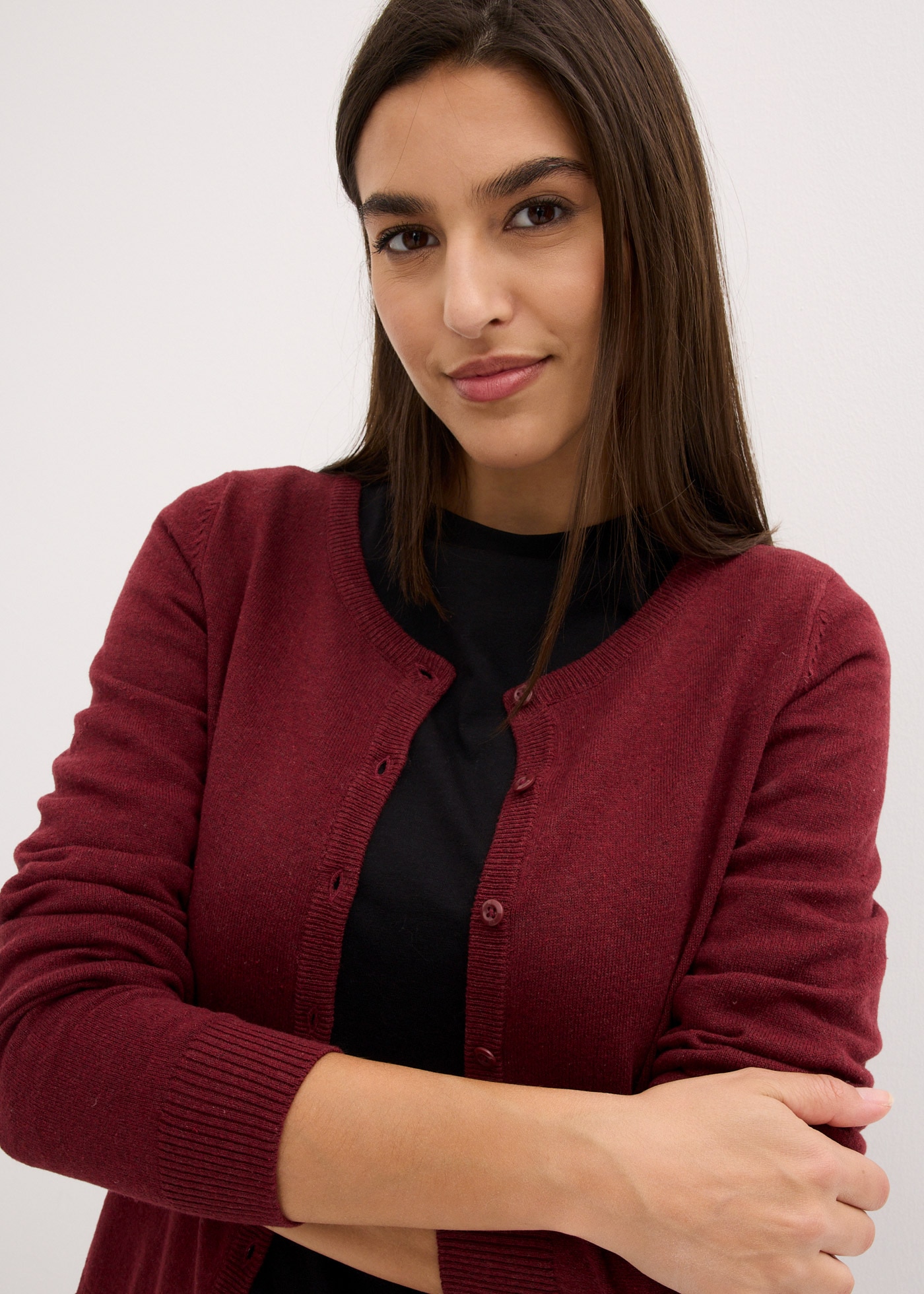 bonprix Veste en tricot gerade Passform, unifarben, aus Baumwollmischung, mit Knopfleiste