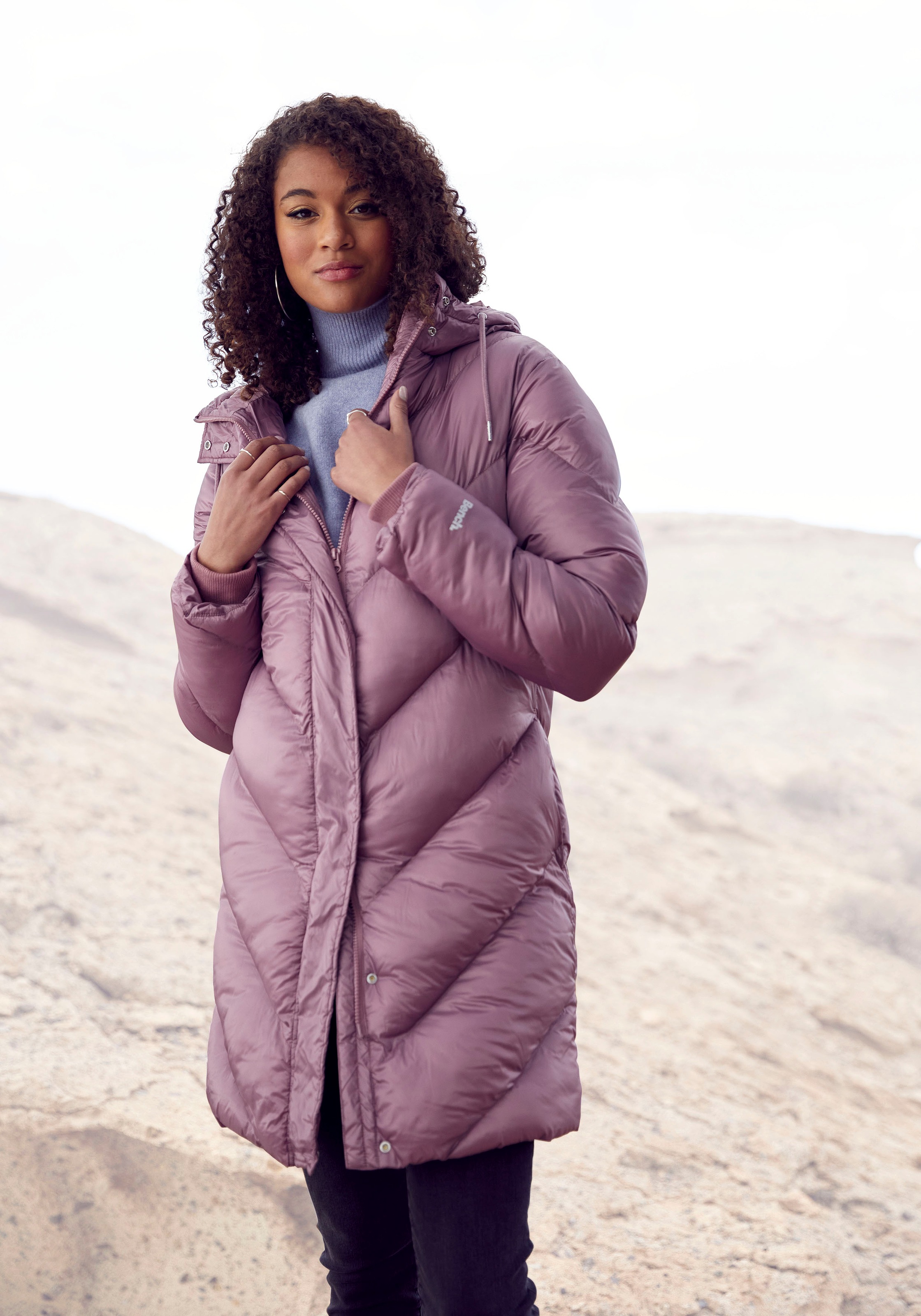 Image of Bench. Steppmantel, aus wärmendem und windabweisendem Material bei Ackermann Versand Schweiz