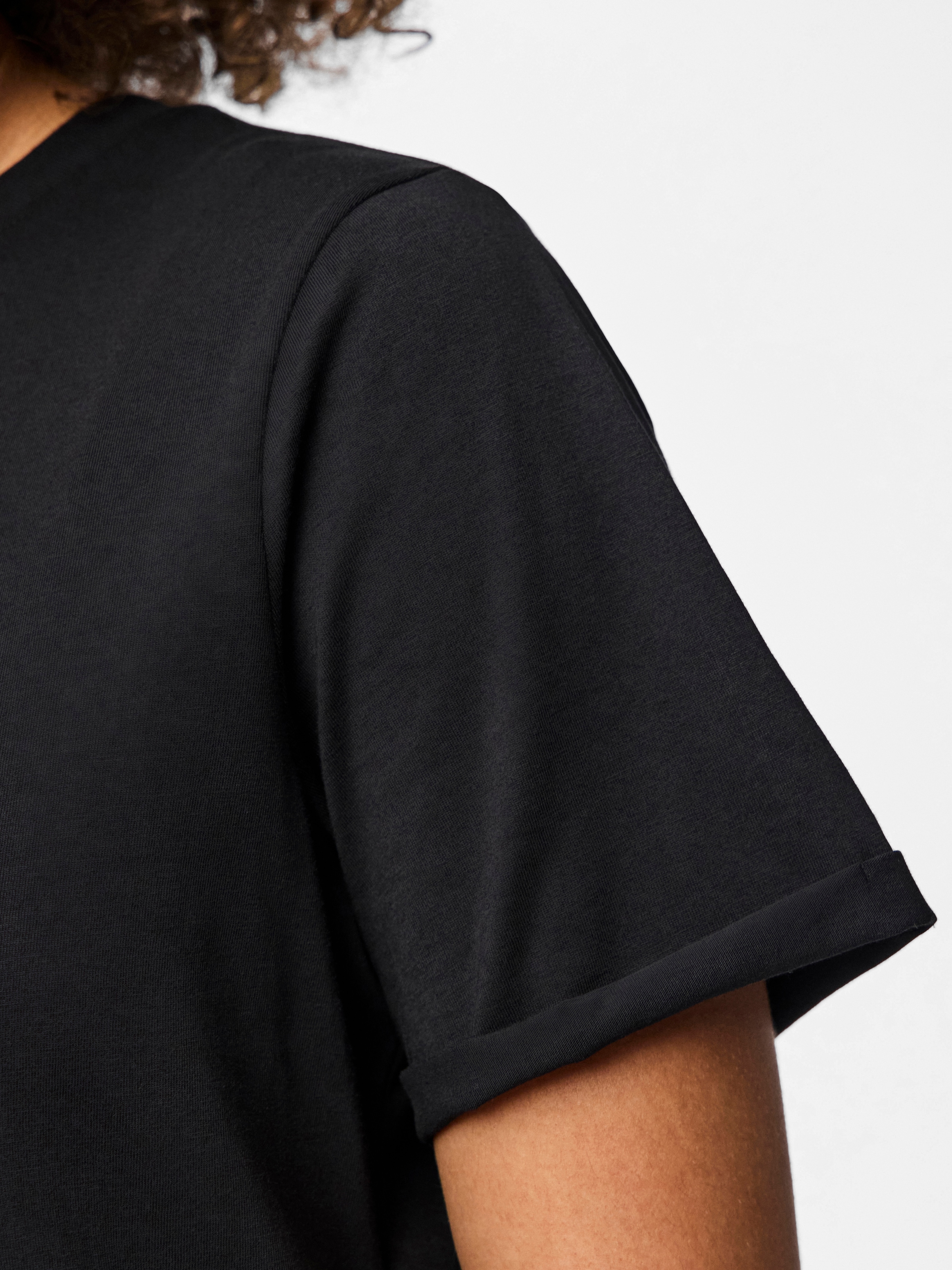 pieces Shirt à col rond »PCRIA SS FOLD UP SOLID TEE NOOS BC«