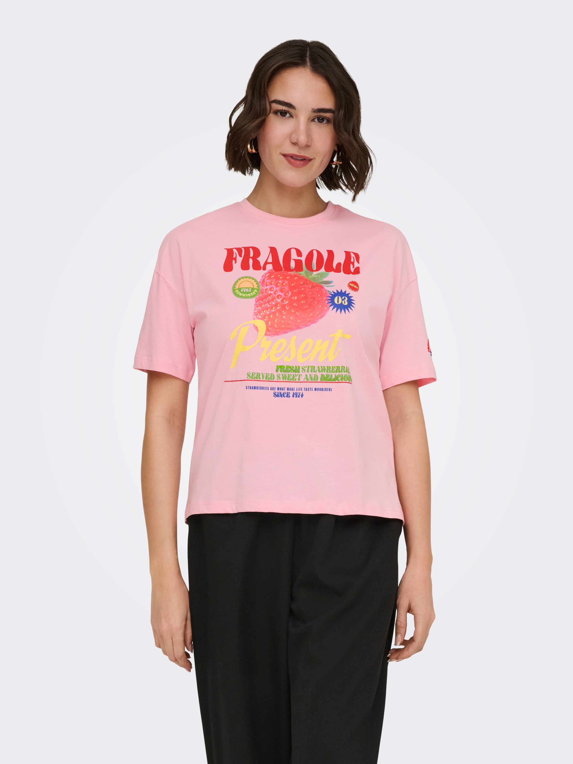 ONLY Kurzarmshirt »ONLBOLETTE LIFE S/S TOP BOX CC JRS« mit auffälligem Print