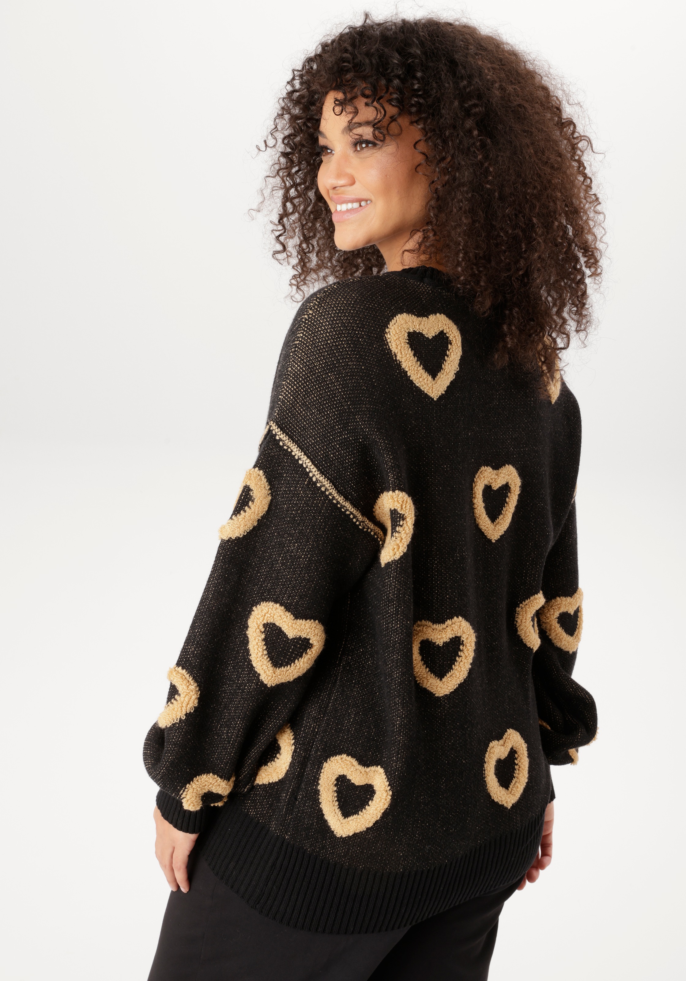 Aniston PLUS Strickpullover mit aufgestrickten Herzen
