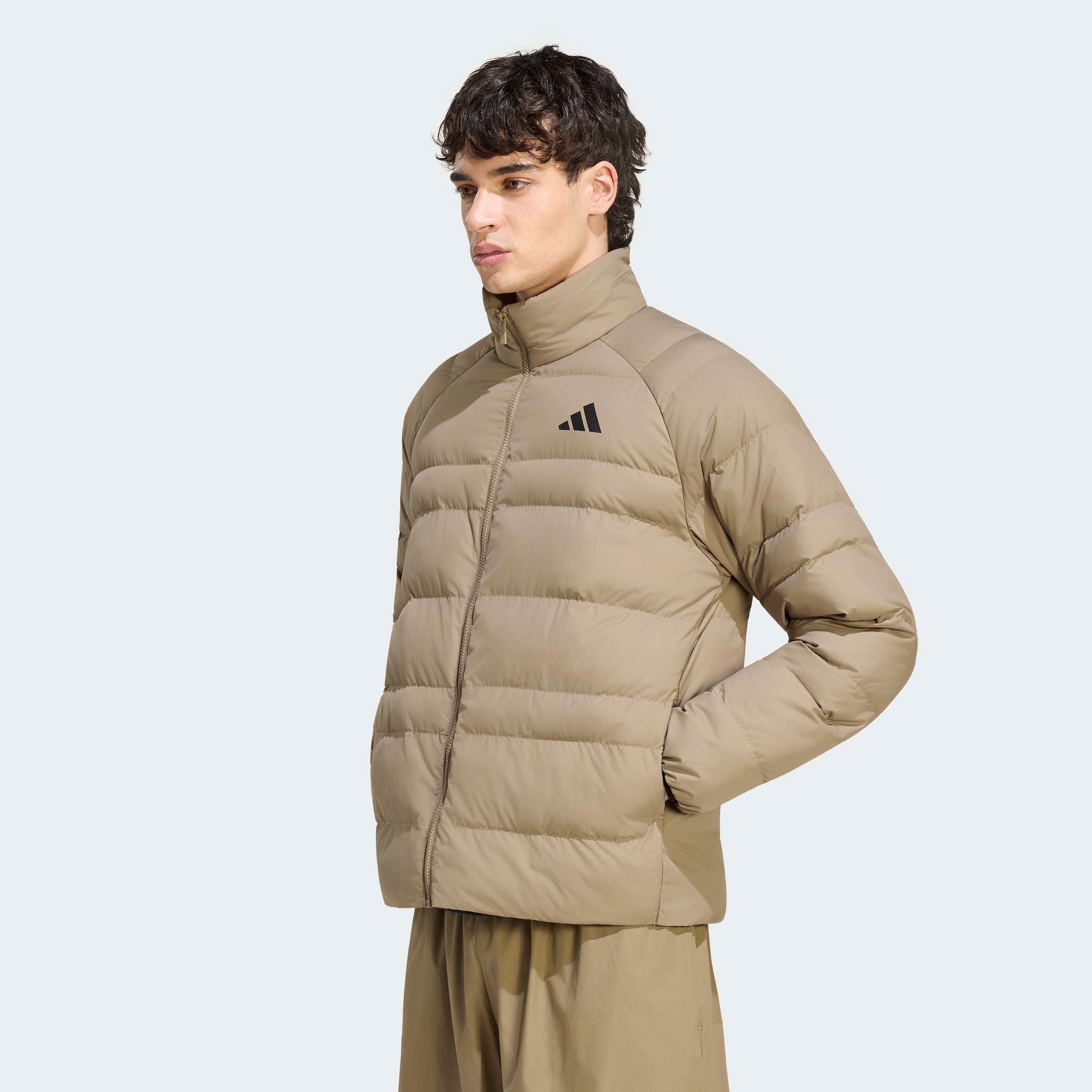 adidas Sportswear Veste d'extérieur »ESSENTIALS, VERSTAUBAR« sportlicher Stil, für Outdoor-Aktivitäten
