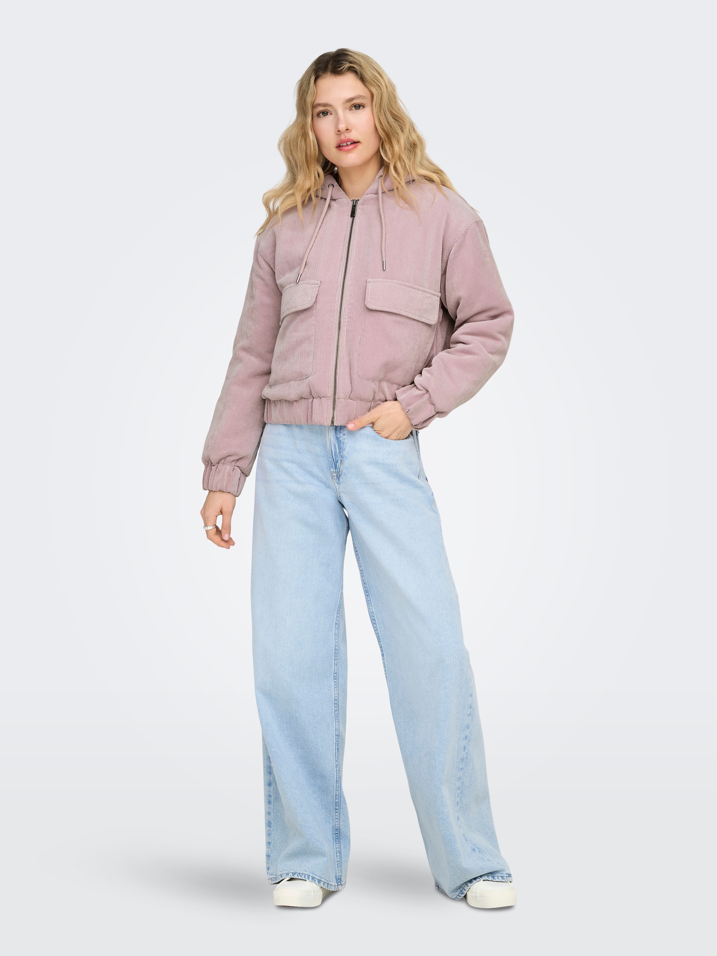 ONLY Cordjacke »ONLSUVA CORDUROY PAD SHORT JACKET CC OTW« Materialmix,