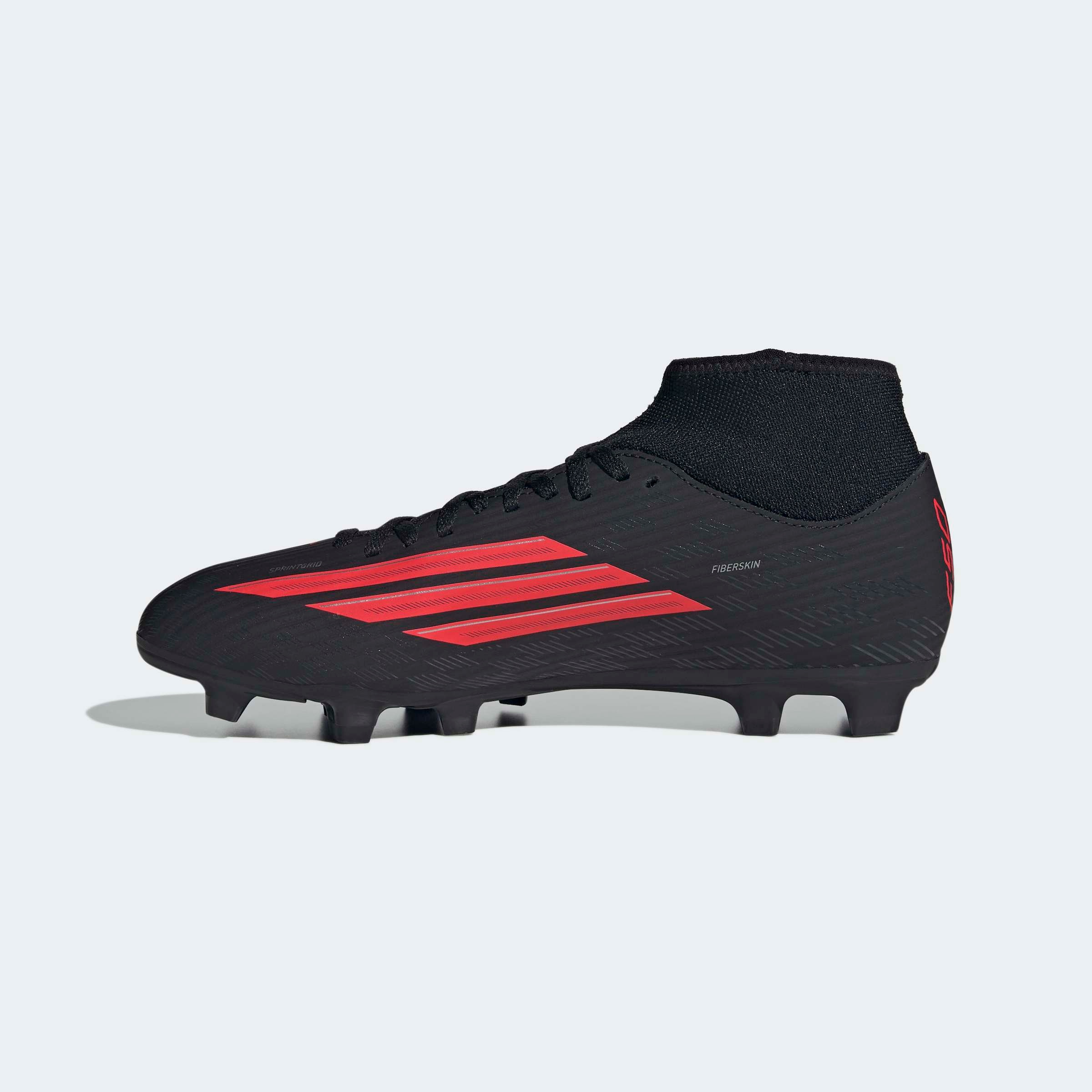 adidas Performance Chaussure de football »F50 CLUB MID-CUT FG/MG«  für viele verschiedene Böden geeignet