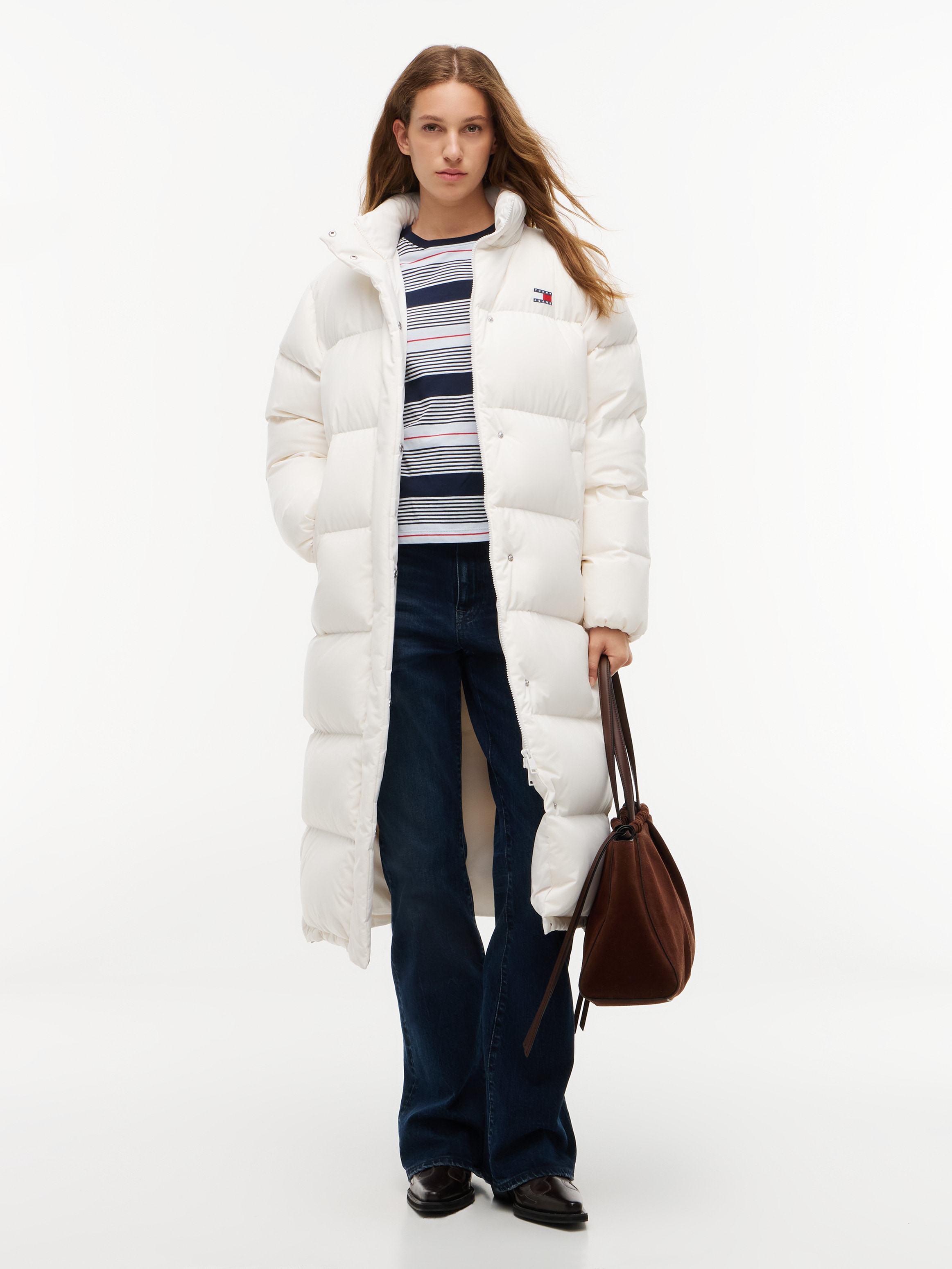 Tommy Jeans Manteau matelassé »TJW ALASKA LONG PUFFER EXT« avec fentes latérales et fermeture à pression