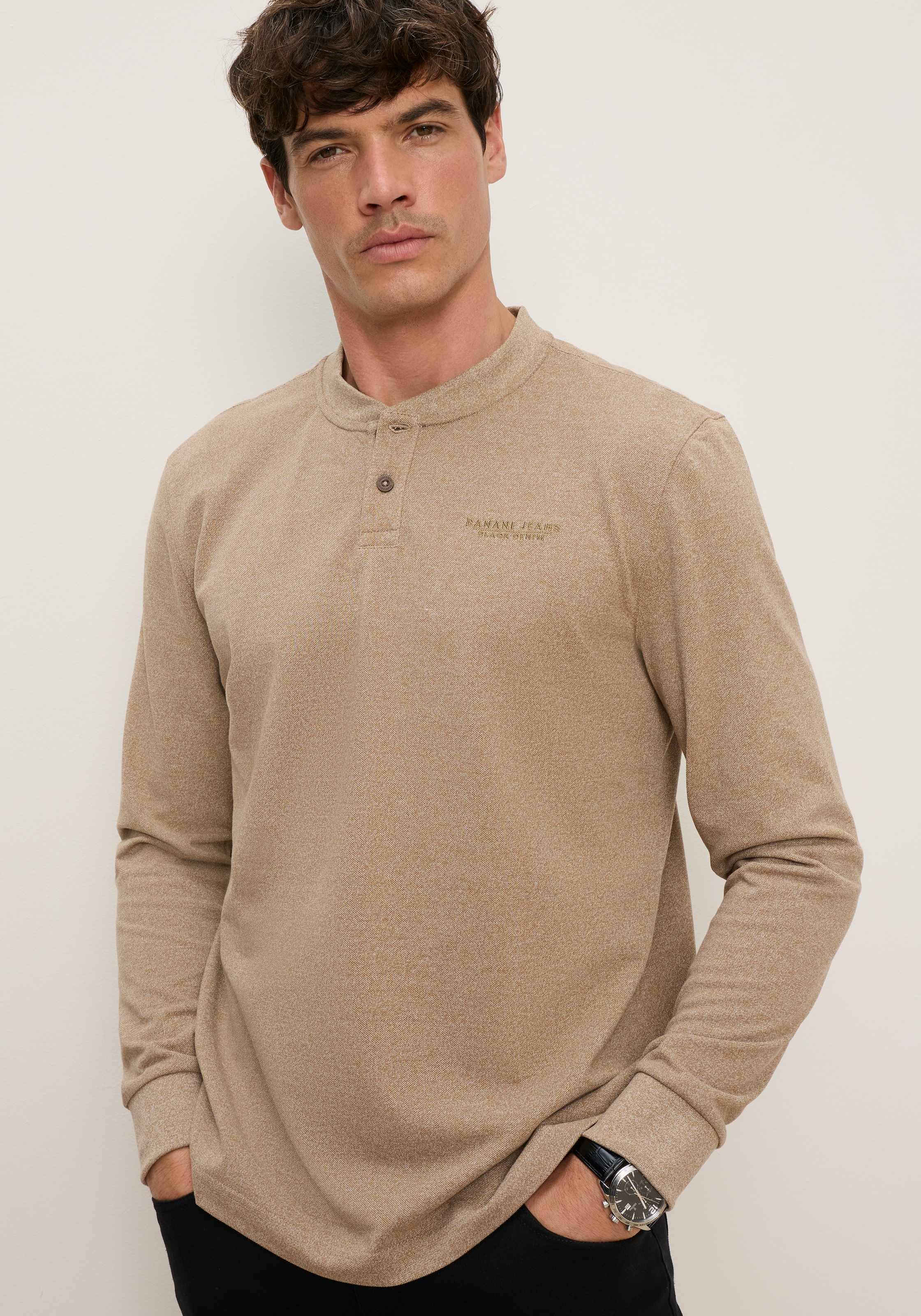Image of Bruno Banani Henleyshirt Geschmeidige melierte Jersey-Qualität mit kurzem Henley-Ausschnitt