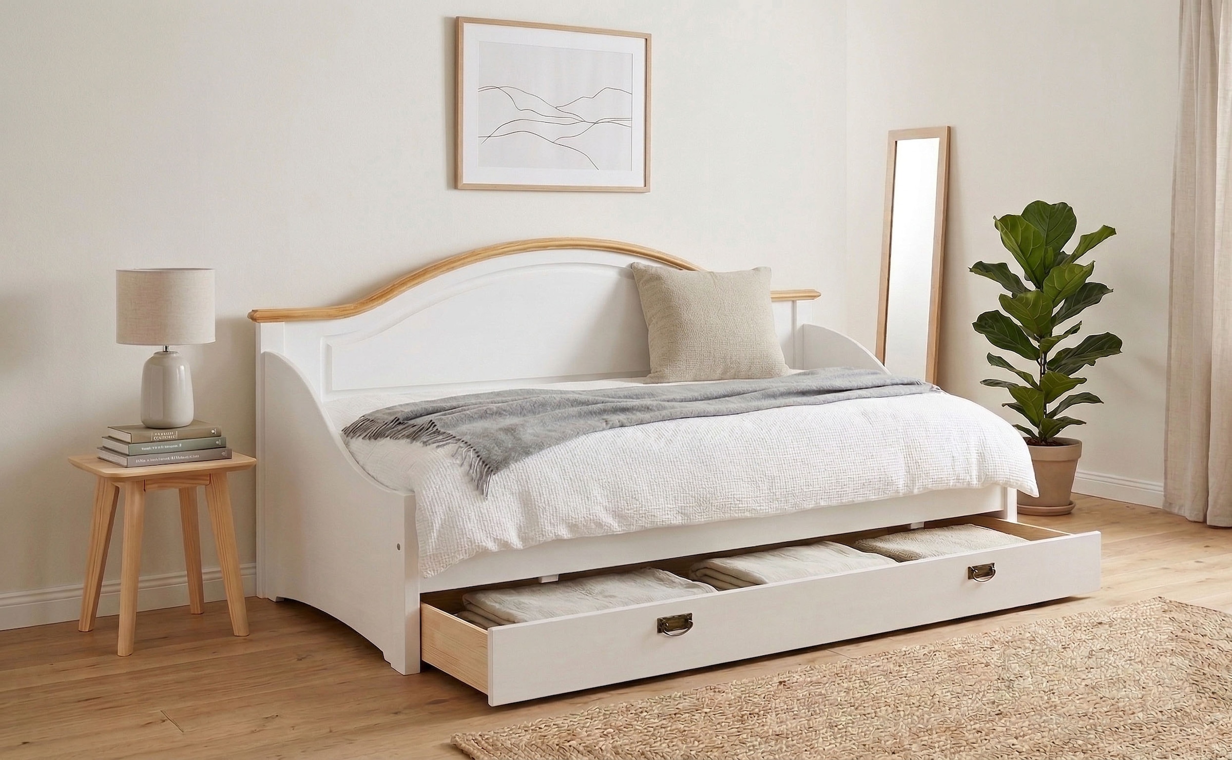 GOODproduct Daybett »Konrad« stabile Konstruktion aus massiver Kiefer, mit Rollrost
