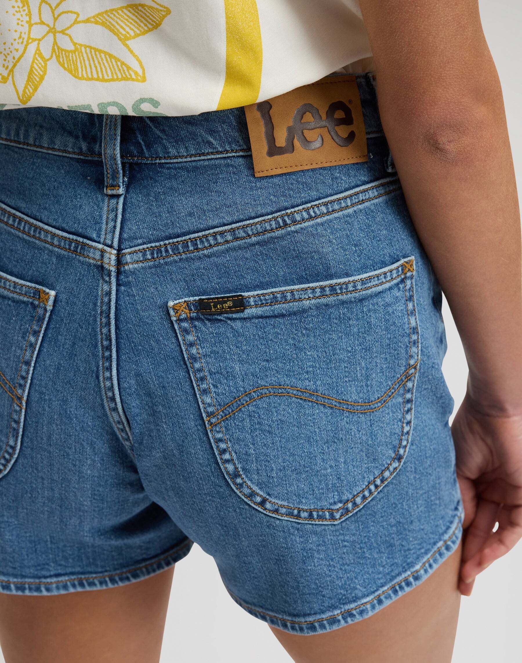 Lee® Regular-fit-Jeans »Lee Jeansshorts Carol«