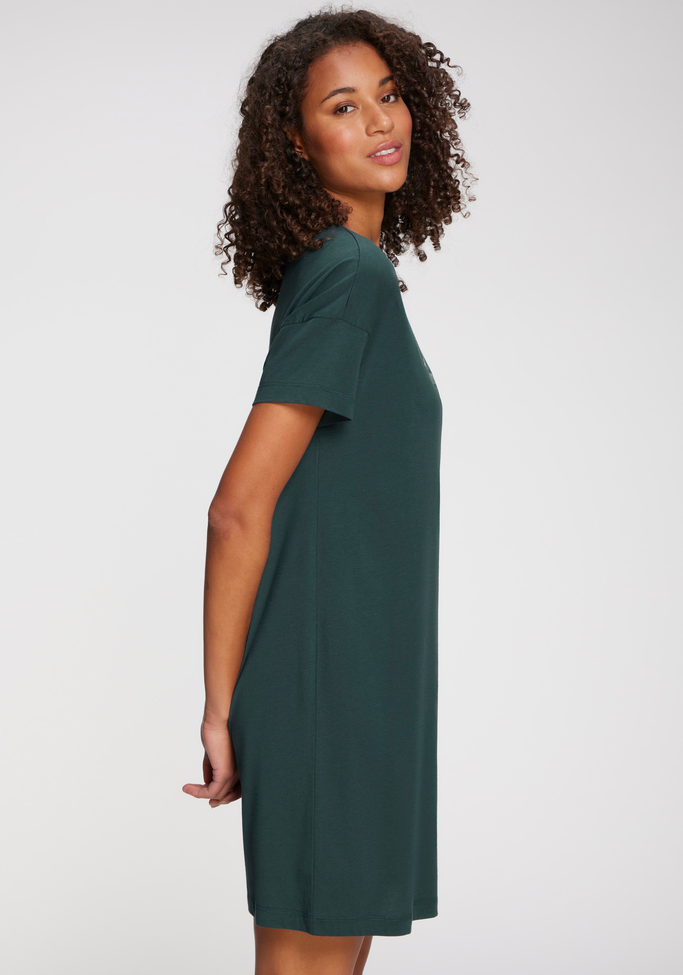 s.Oliver Chemise de nuit Mit kleinem Fromtprint