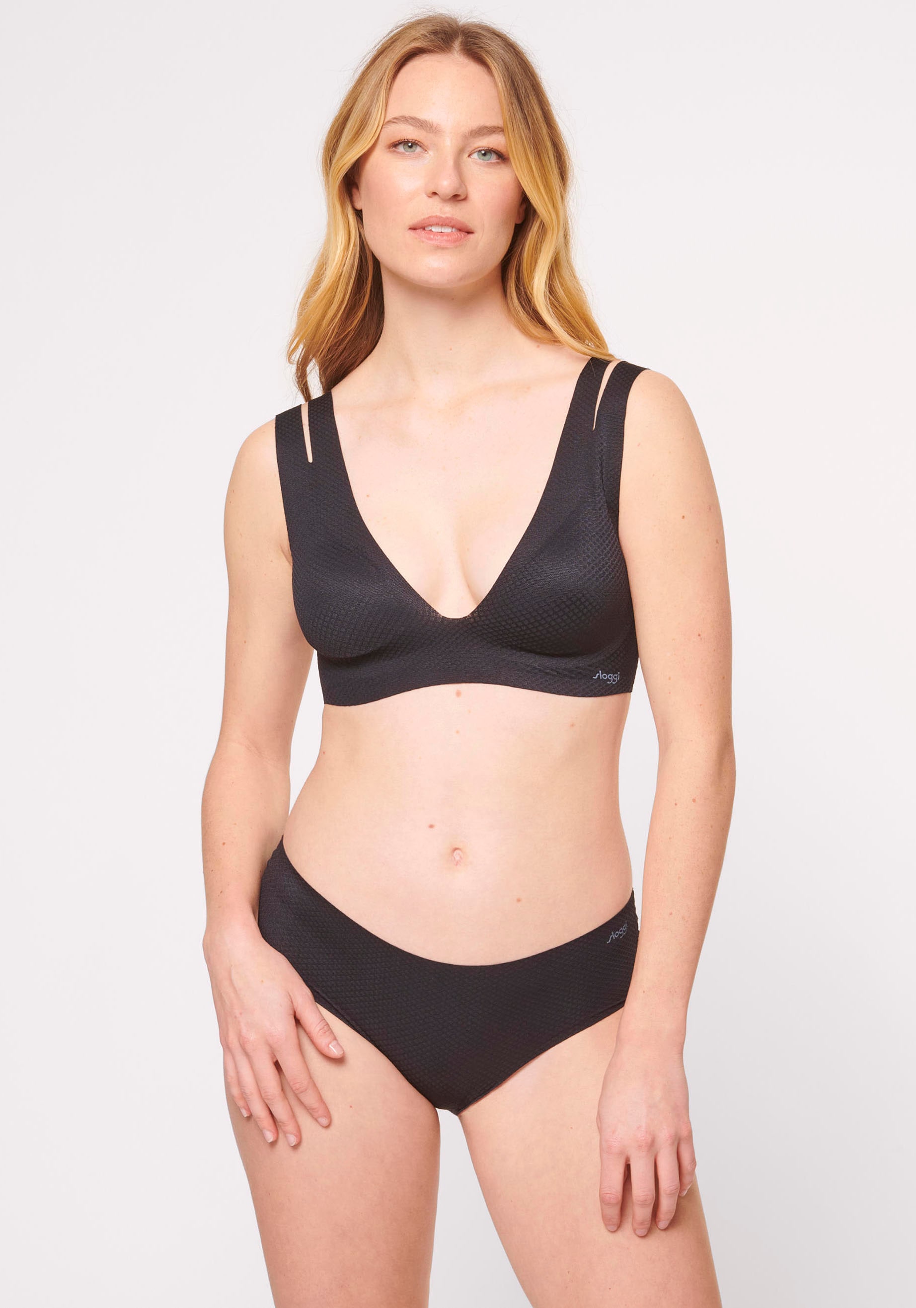 Image of sloggi Bralette "ZERO Feel Flow" nahtlos, V-Ausschnitt, Microfaser, weich und atmungsaktiv