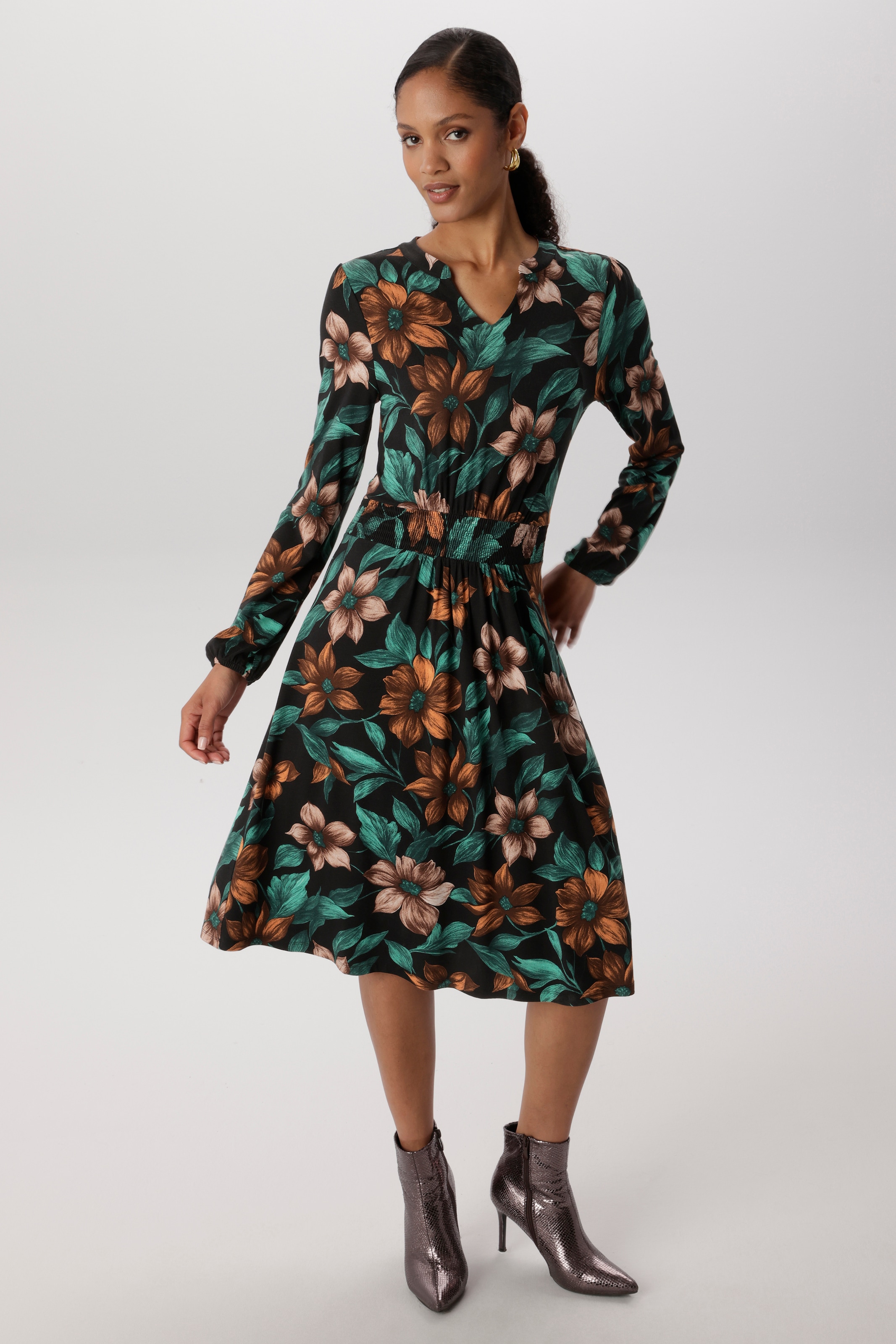 Image of Aniston SELECTED Jerseykleid mit dekorativen V-Ausschnitt - NEUE KOLLEKTION