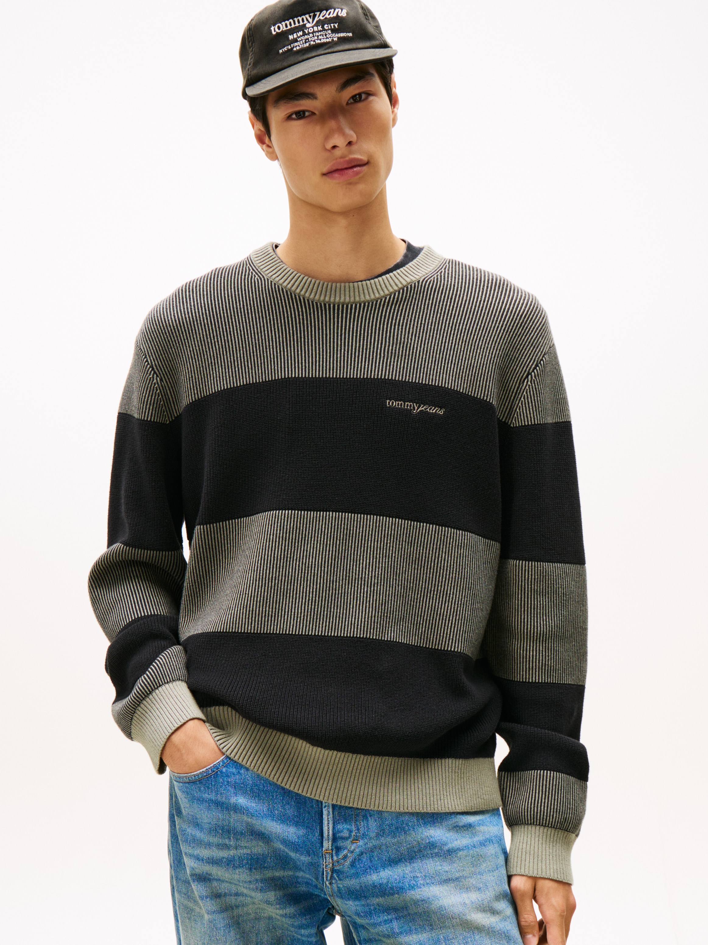 Image of Tommy Jeans Sweatshirt "SCRIPT SWEAT", Regular fit mit Rundhalsausschnitt