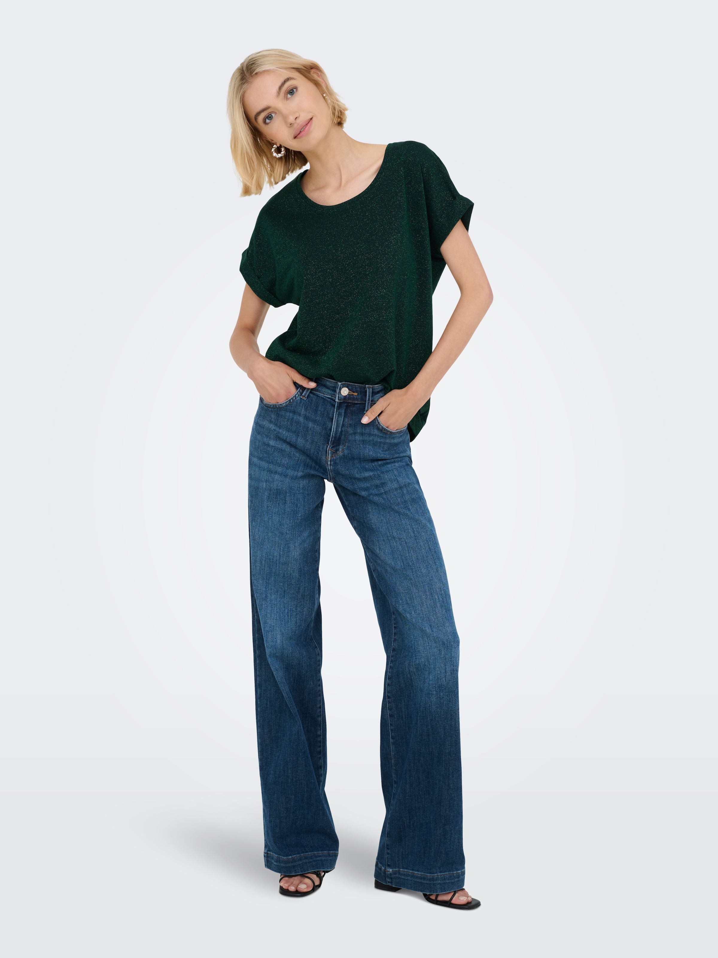 ONLY Kurzarmshirt »ONLMOSTER GLITTER S/S TOP NOOS JRS«, mit Glitzerdetail