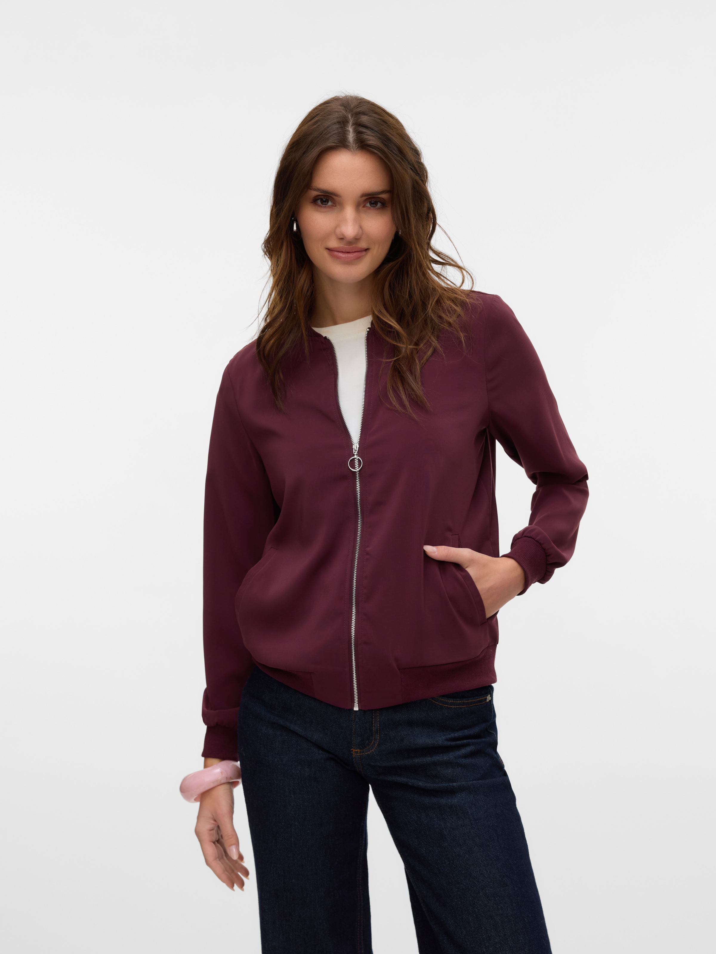 Vero Moda Veste bomber »VMCOCO L/S BOMBER NOOS« in modisch kurzer Form, mit Stretch