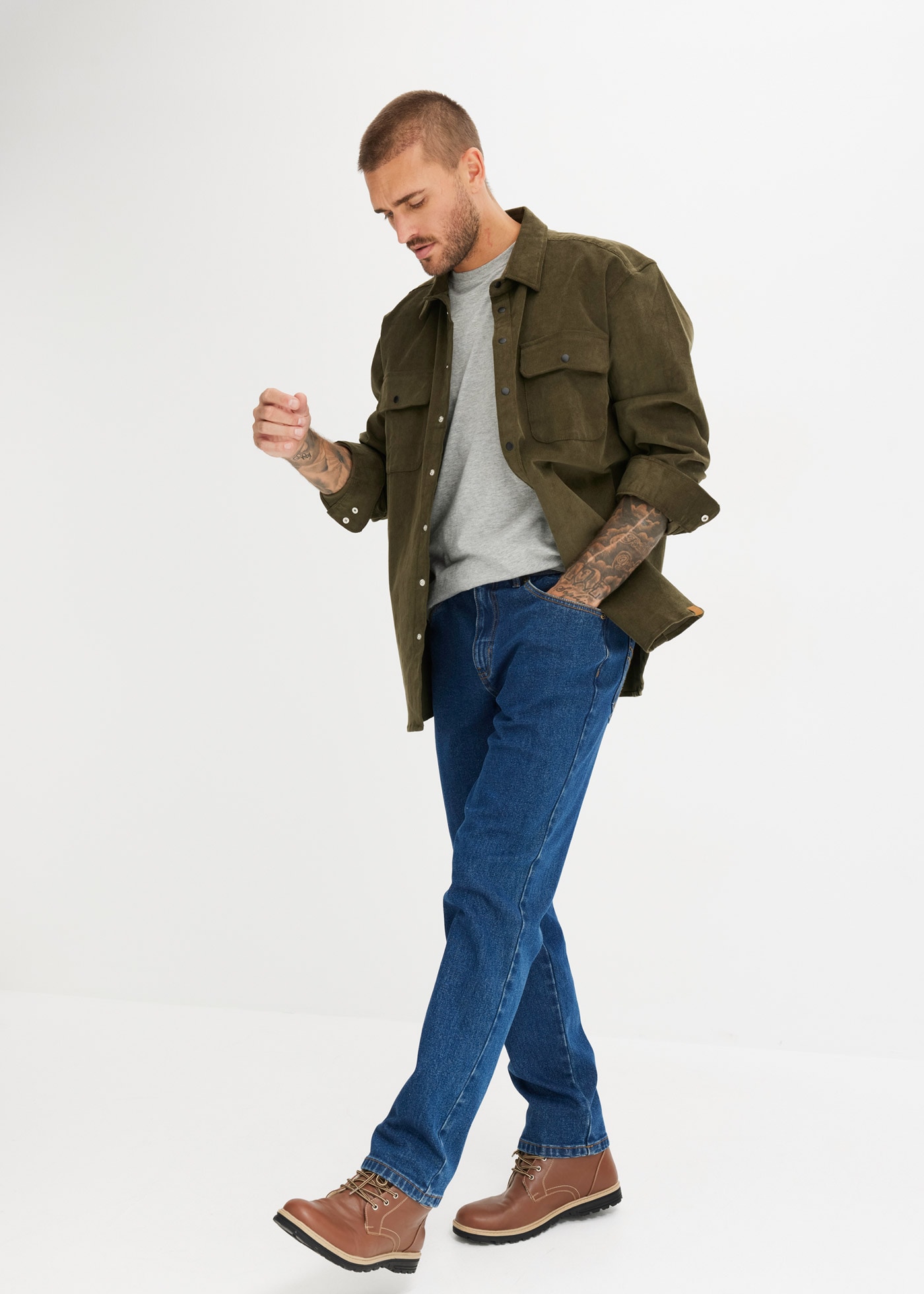 bonprix »Classic Fit Stretch-Jeans, Straight« coupe classique, en coton avec élasthanne