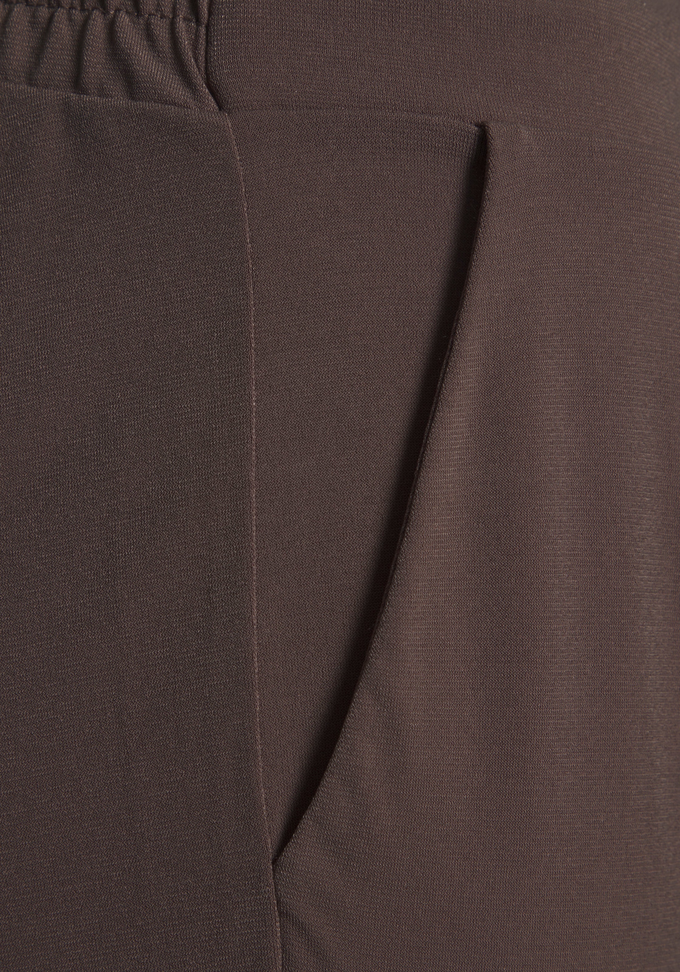 LASCANA Schlupfhose, aus glatter Jerseyqualität, elastische Sommerhose mit Taschen