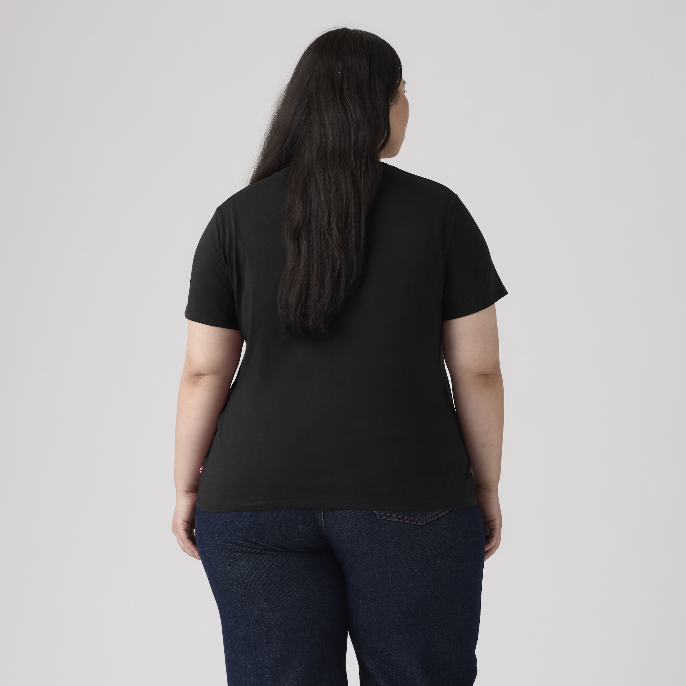 Levi's® Plus T-Shirt »PERFECT TEE« Figurumspielende Passform