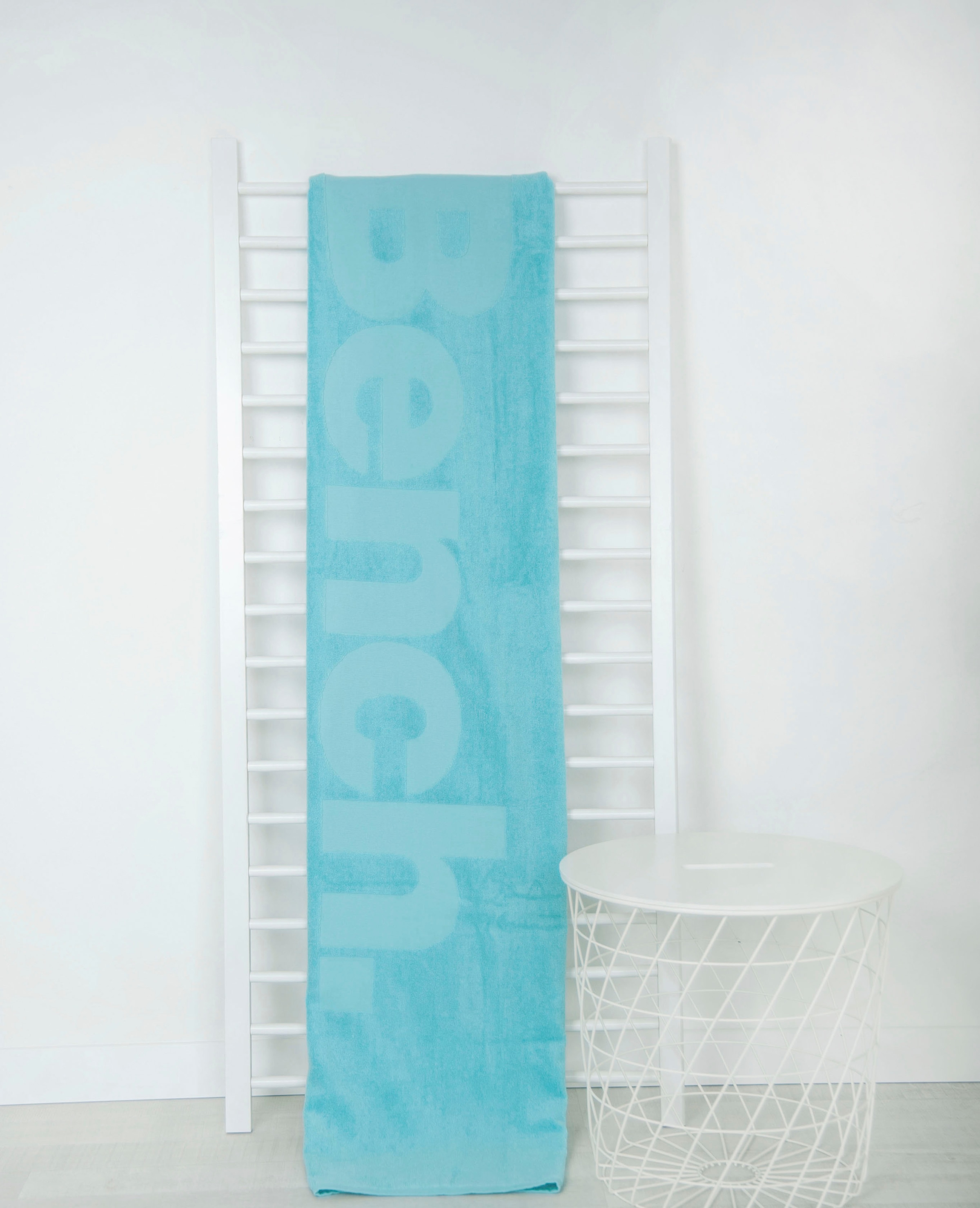 Bench. Saunatuch »Bench«, (1 St., Saunatuch 80 x 180 cm), mit Carved Effekt