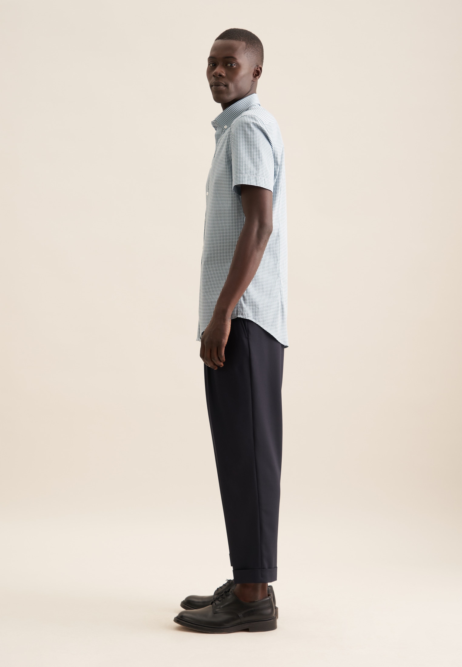 seidensticker Businesshemd »Shaped«, Shaped Kurzarm Button-Down-Kragen Druck