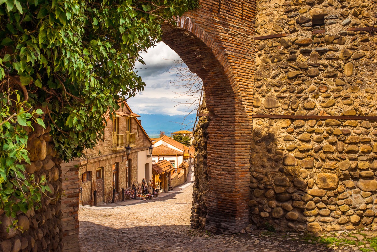 Image of Papermoon Fototapete »Alte Steingebäude«, Vliestapete, hochwertiger Digitaldruck, inklusive Kleister bei Ackermann Versand Schweiz