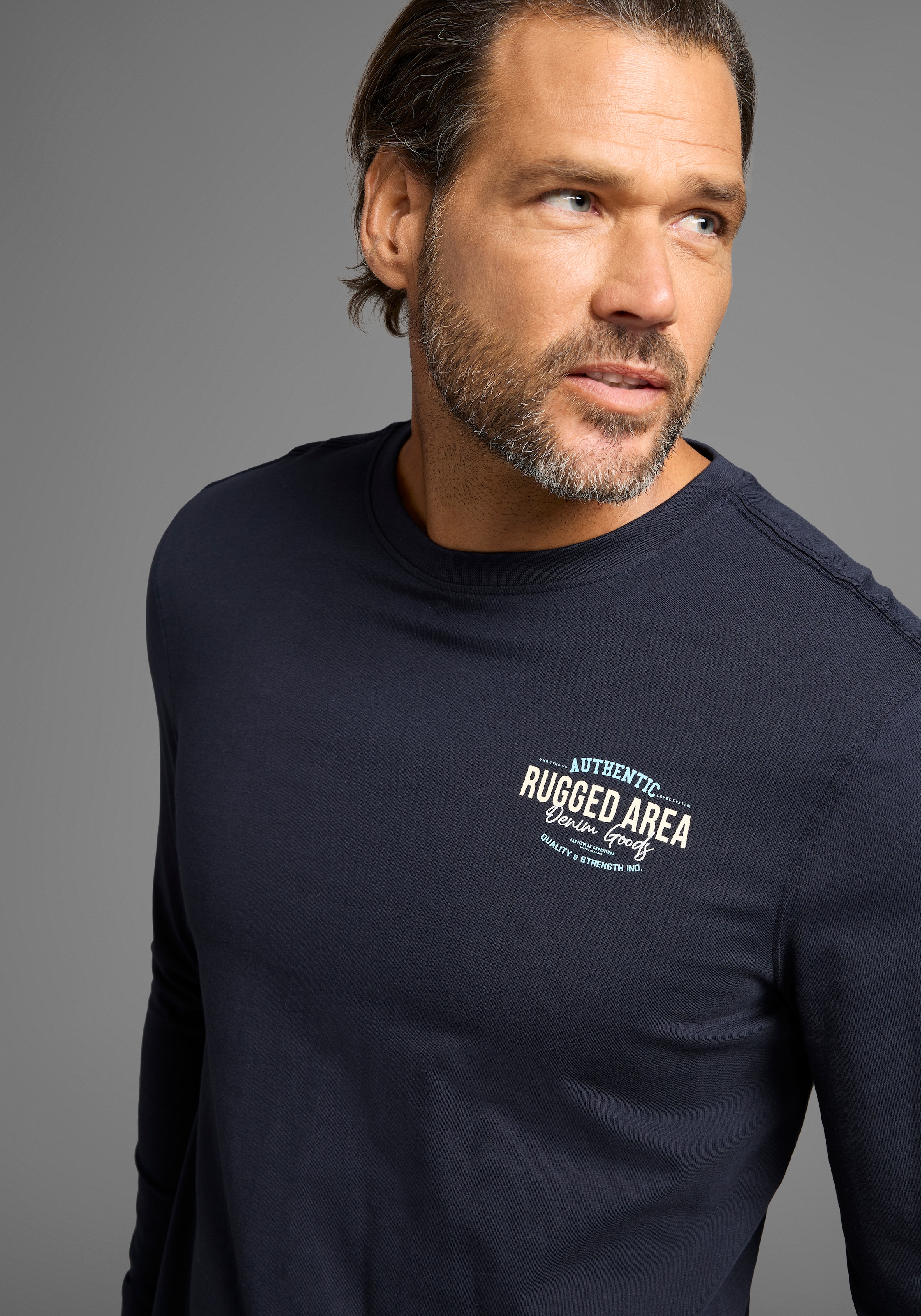 Image of Mans World Langarmshirt kleiner Brustprint