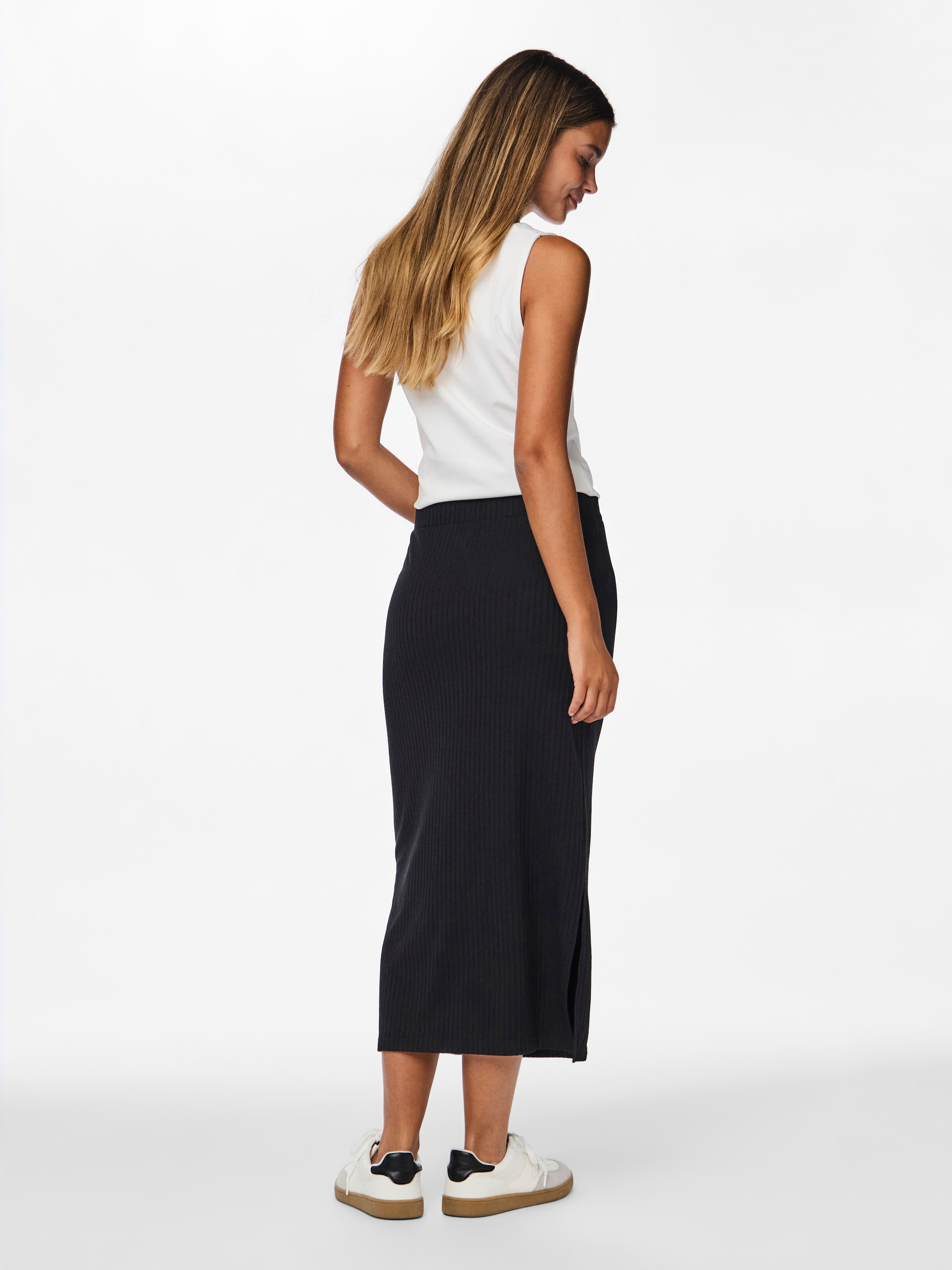pieces Jupe midi »PCKYLIE MW MIDI SKIRT NOOS«