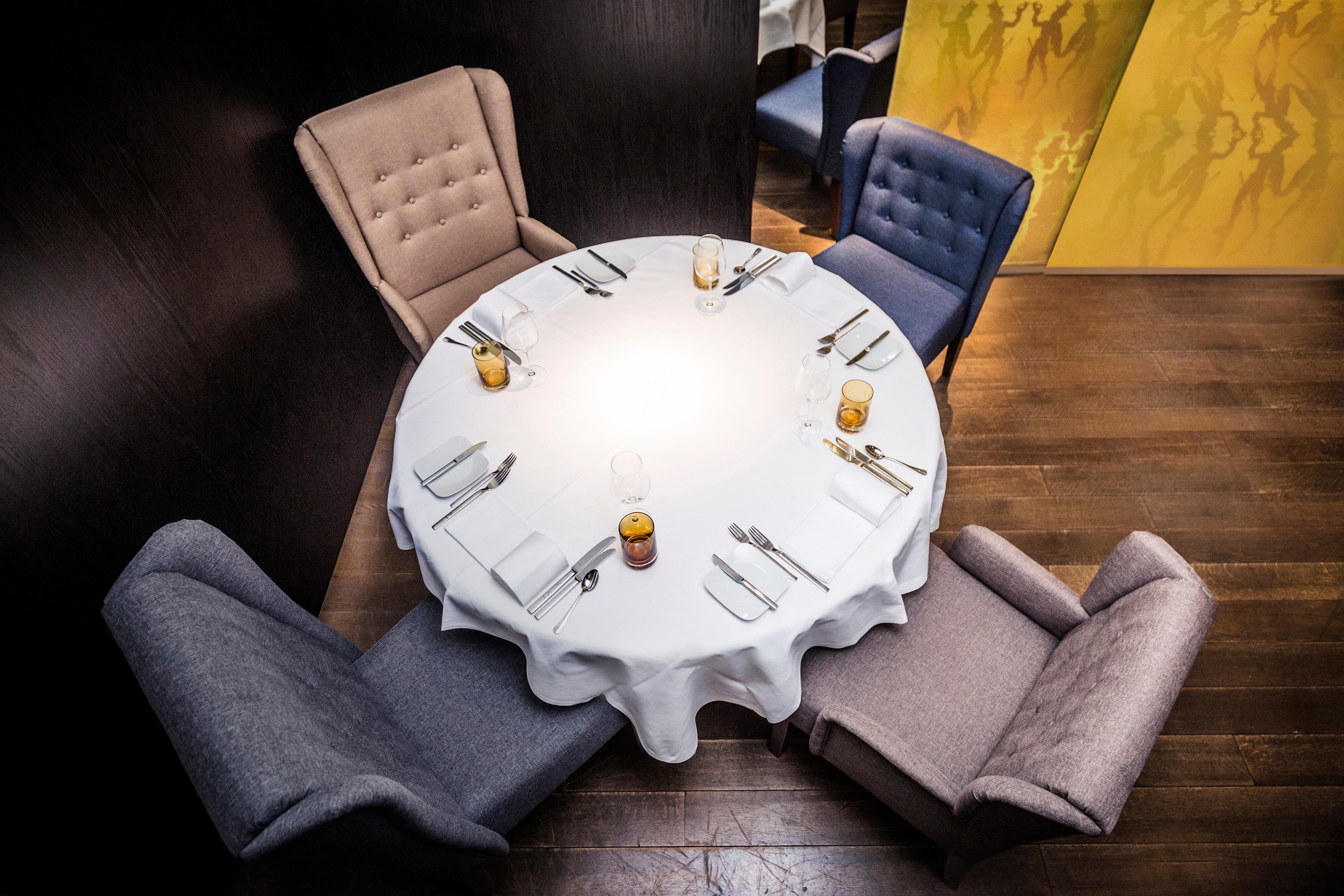 Max Winzer® Polsterstuhl »GOURMET, bequemer Ohrenstuhl, Esszimmerstuhl in tollen Farben«, von Sternekoch Alexander Herrmann, mit dekorativen Zierknöpfen