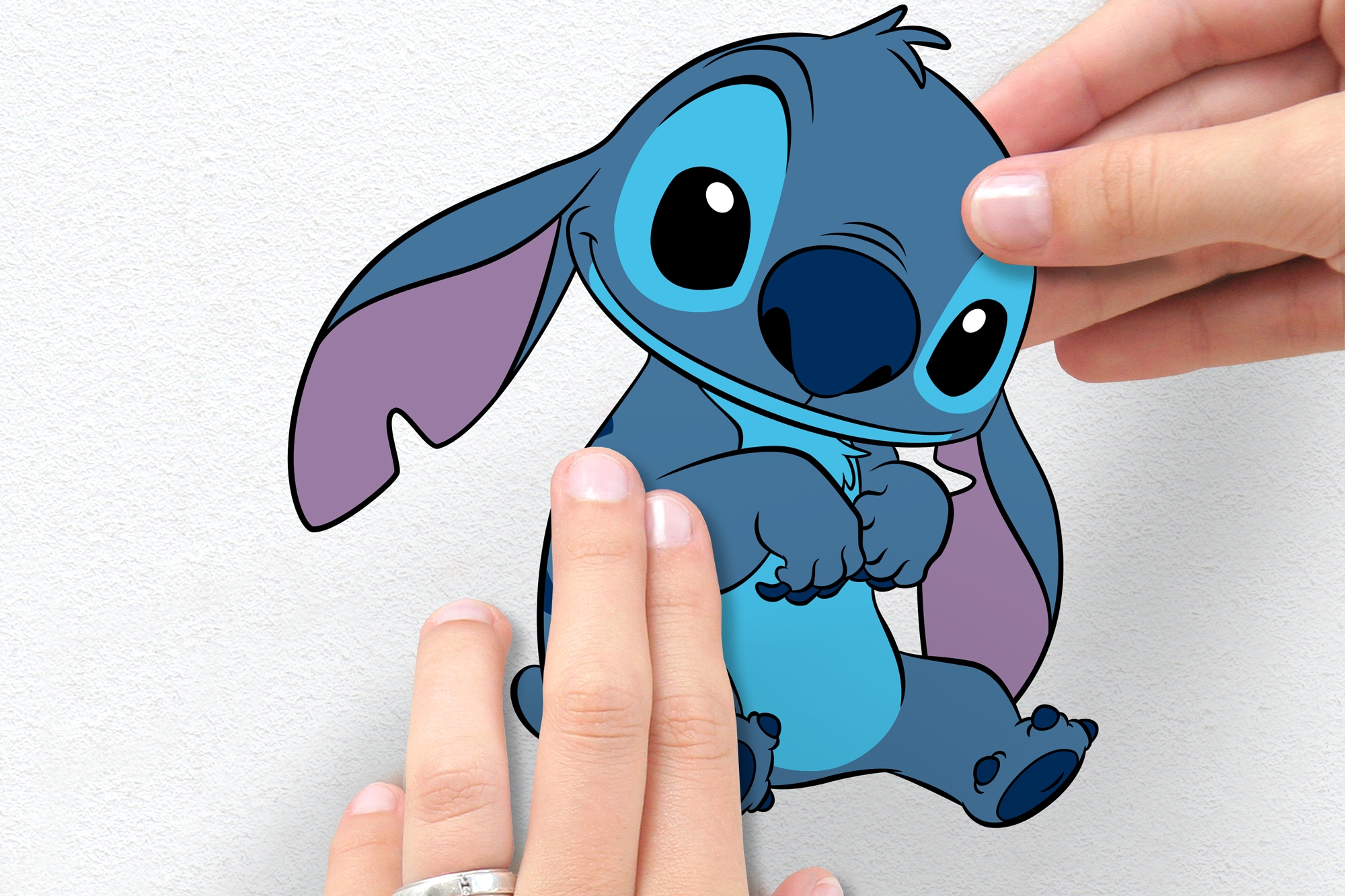 Komar Wandtattoo »Stitch and Angel Happy - Grösse 50 x 70 cm« selbstklebend, Wandsticker, Kinderzimmer