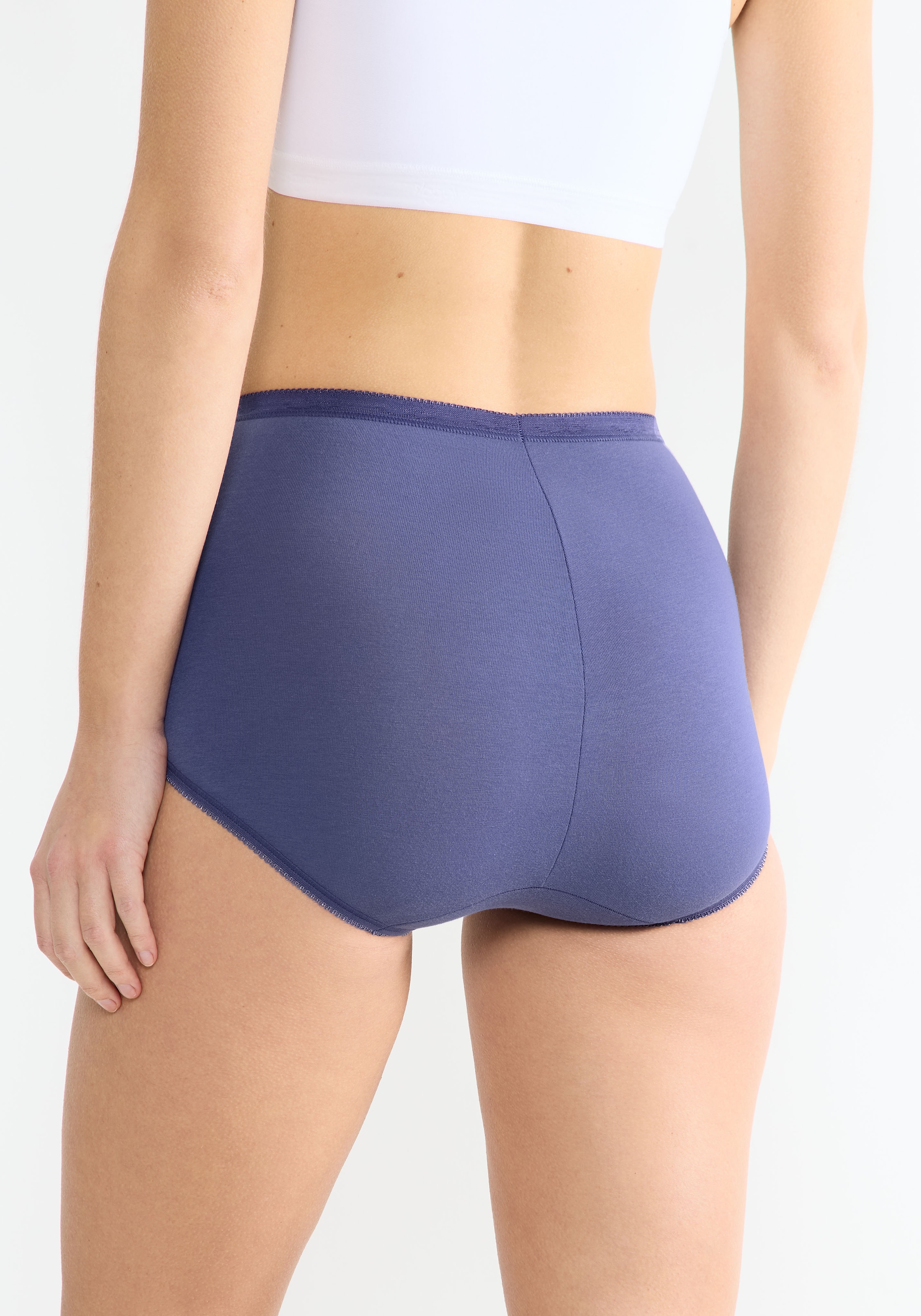 sloggi Maxislip »Basic+«, (4er Pack), Baumwollmischung, weiche Nähte, hohe Taille, elastisch