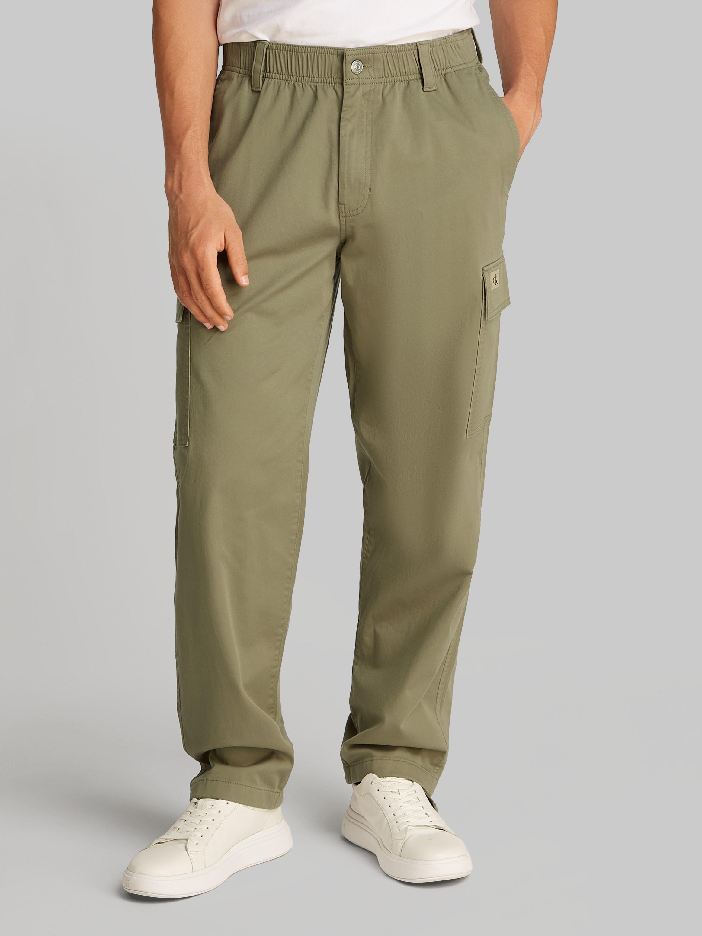 Calvin Klein Jeans Cargohose »REGULAR STRAIGHT CARGO«, mit Logoprägung