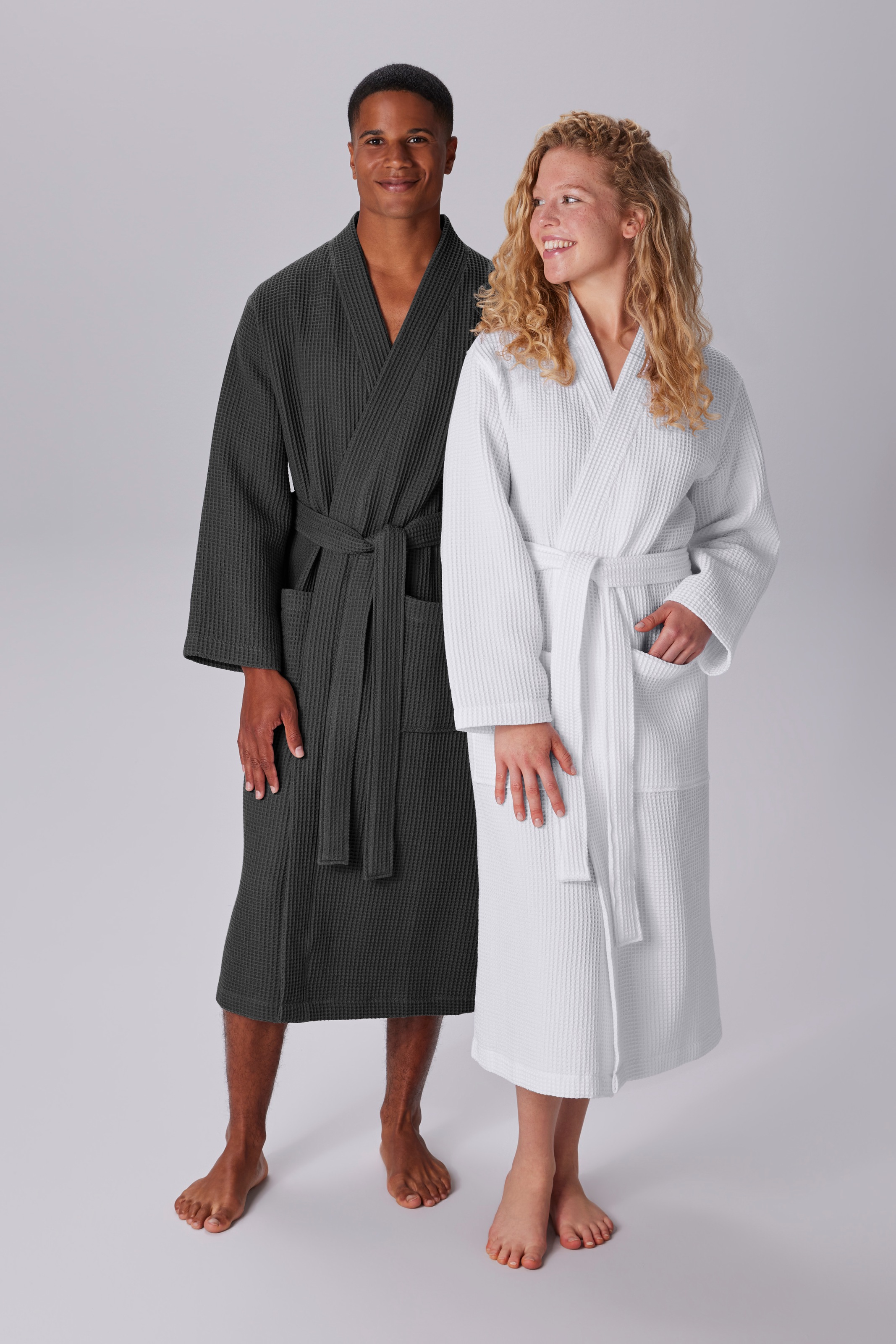 my home Unisex-Bademantel »Inga, Waffelpiqué, ideal für Sauna & Spa, Hotelbademantel«, (1 St.), kleines Packmass, Taschen, Damen & Herren, S-3XL, Morgenmantel