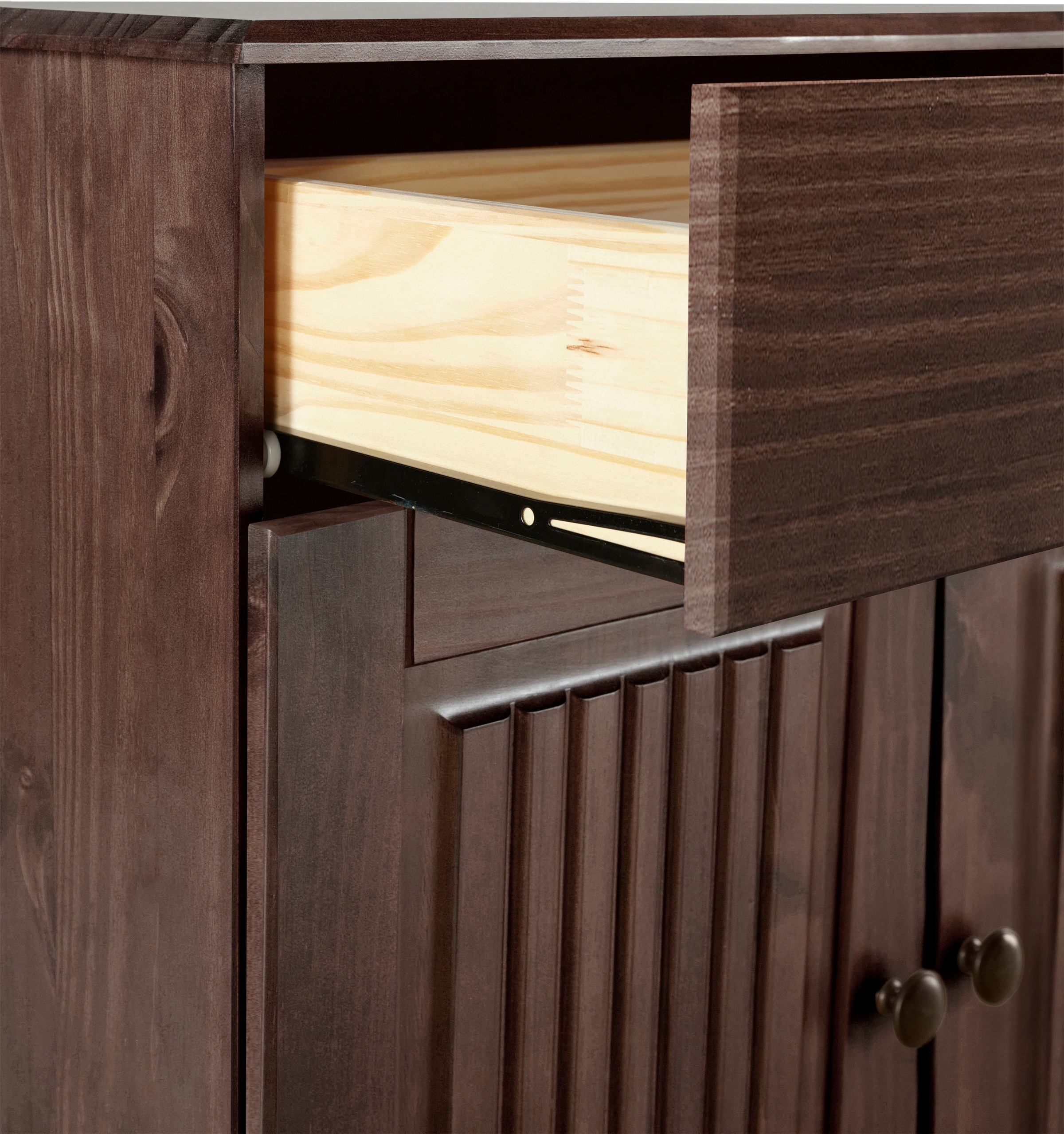 Home affaire Sideboard »Liotta«, Kommode mit verstellbaren Einlegeboden, massives Kiefernholz