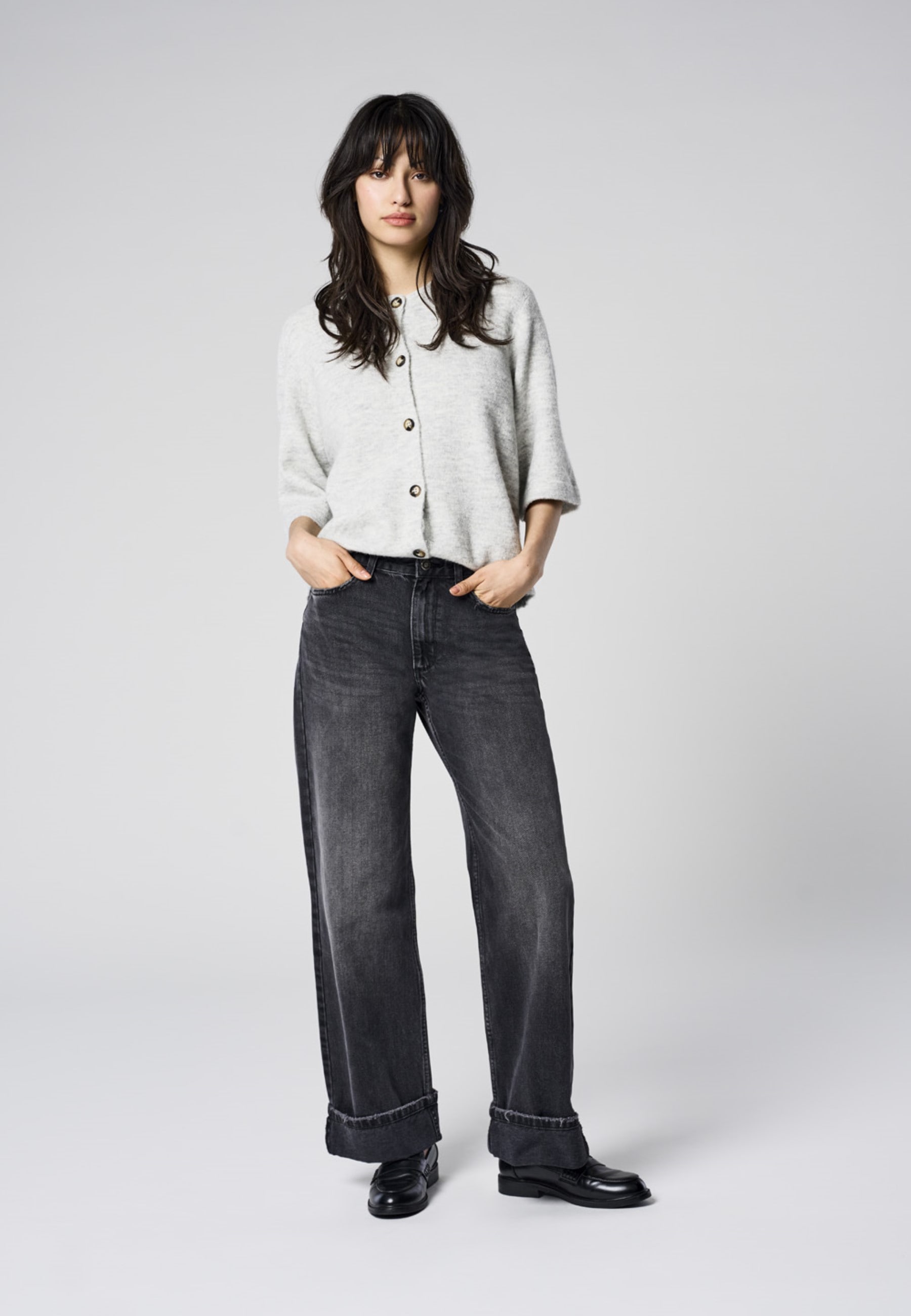 ONLY Weite Jeans »ONLELLA MW WIDE FOLD UP TAI523 DNM« mittlere Taille, weite Beinform, washed black