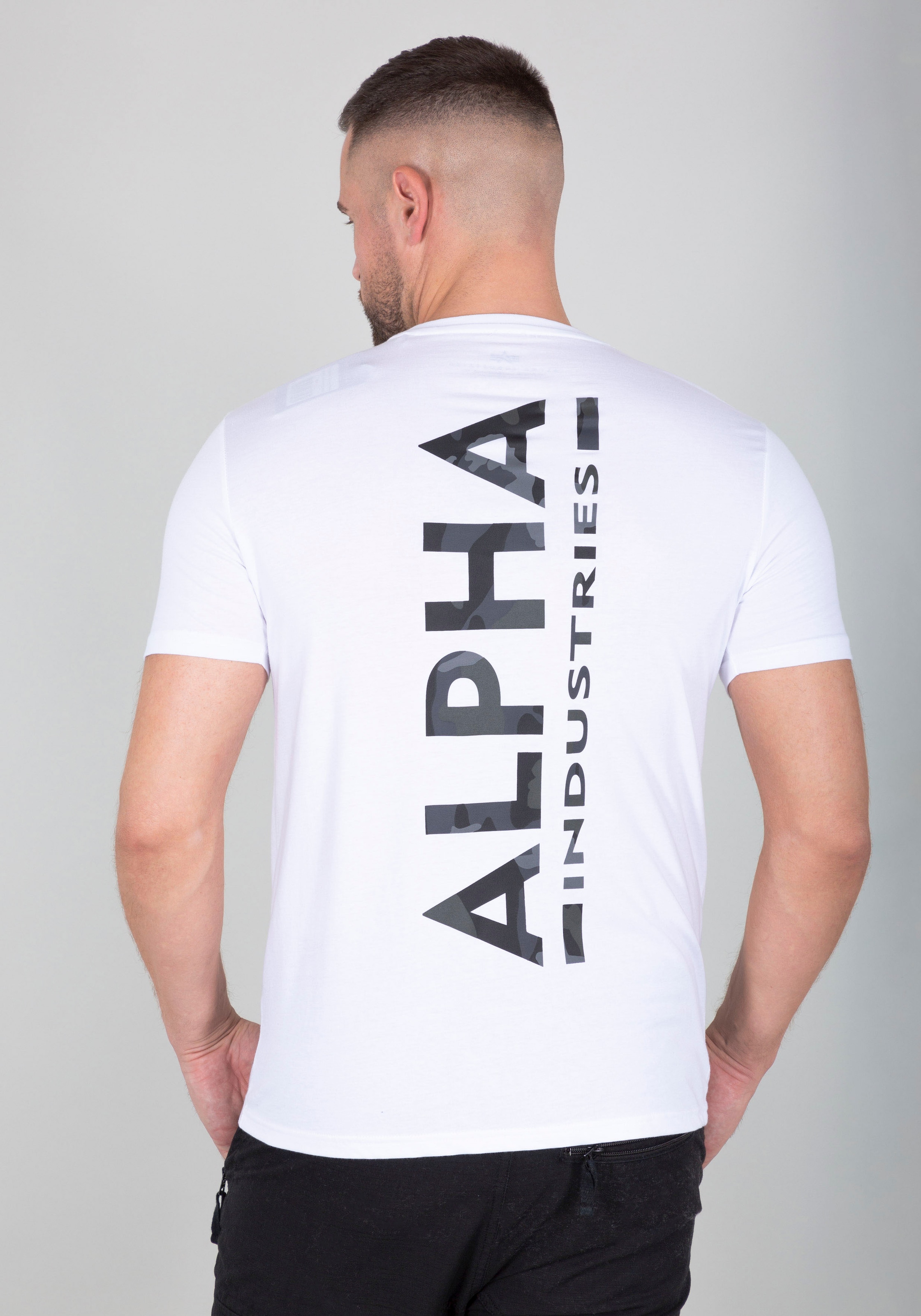 ♕ Alpha Industries Rundhalsshirt »Back Tee Camo Print« versandkostenfrei  auf
