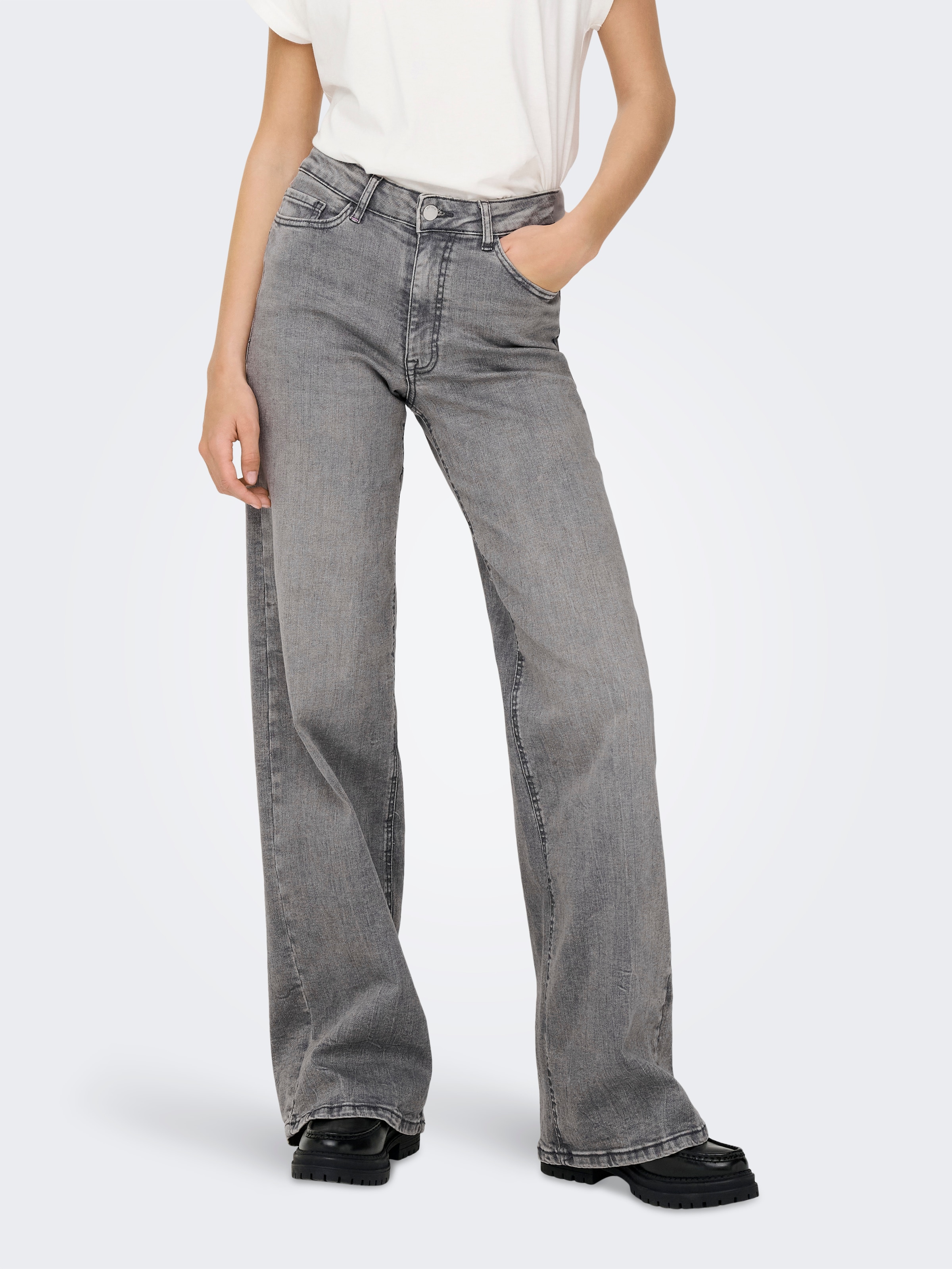 Image of JDY High-waist-Jeans "JDYFELINA-FINA HW WIDE JNS LT GREY DNM"