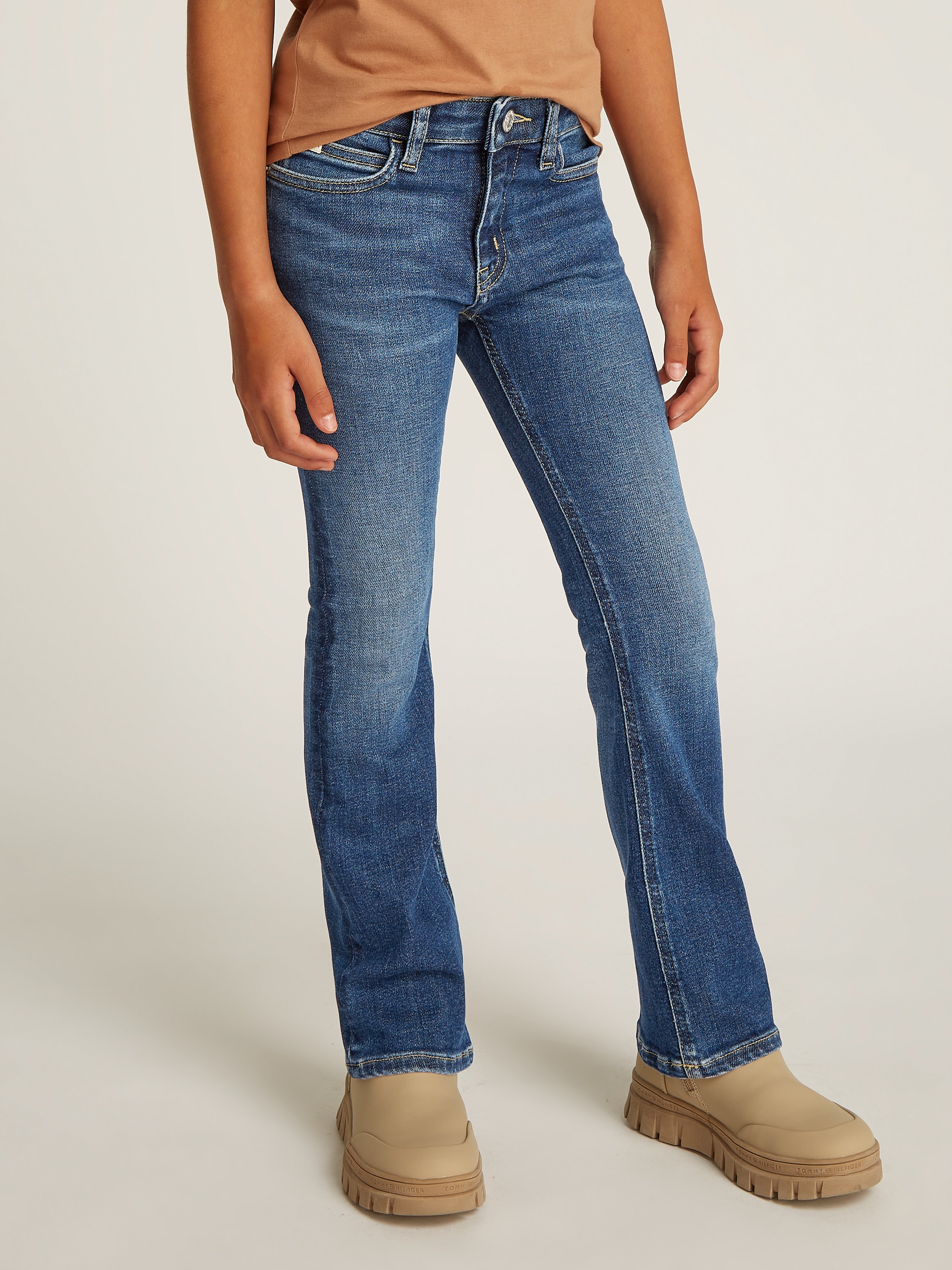 Calvin Klein Jeans Bootcut-Jeans »MR FLARE DARK BLUE VISUAL DENIM«, für Kinder bis 16 Jahre mit Logopatch