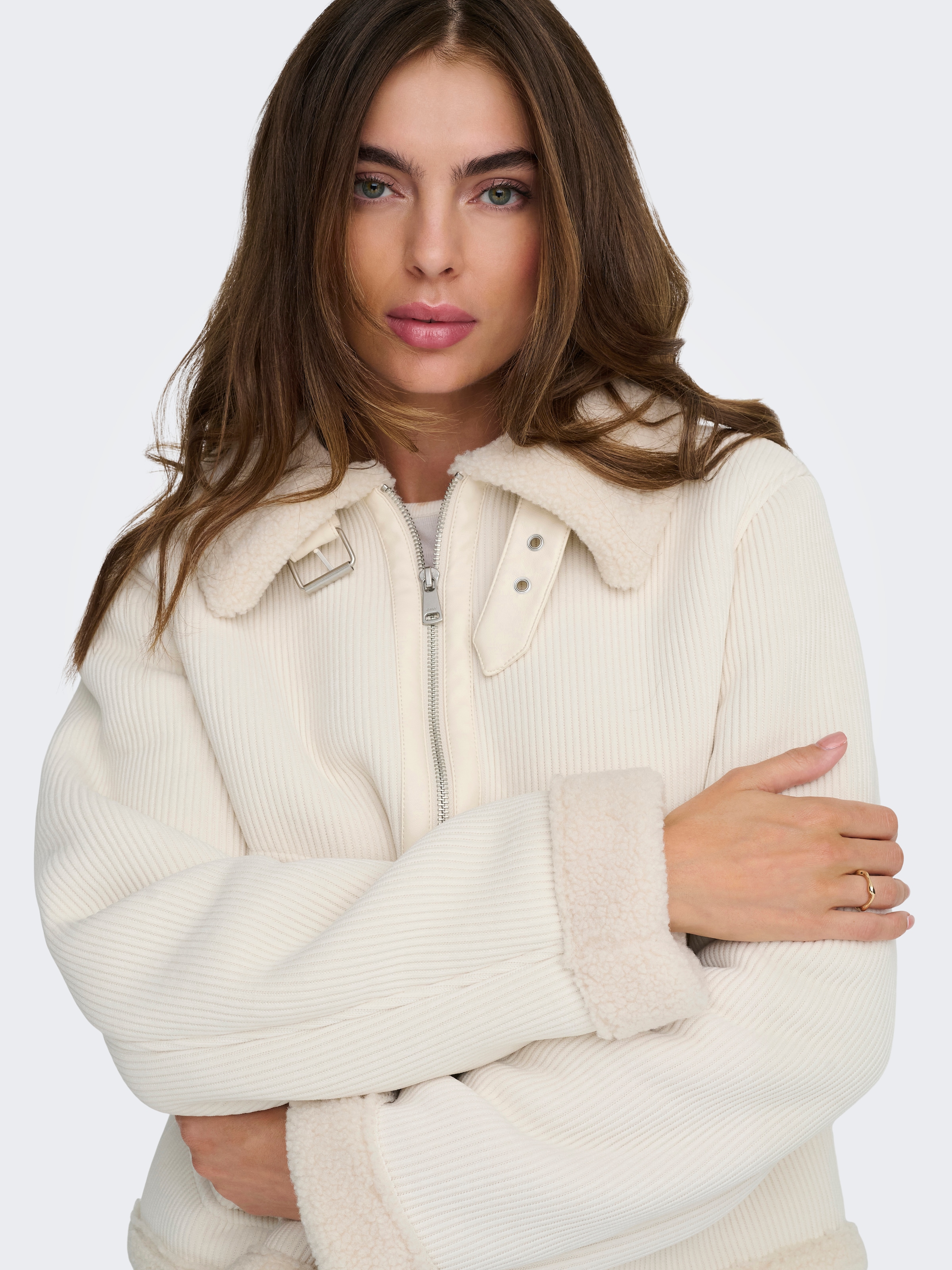 ONLY Veste en velours côtelé »ONLKINGSTON CORD BOND JACKET CC OTW« ohne Kapuze