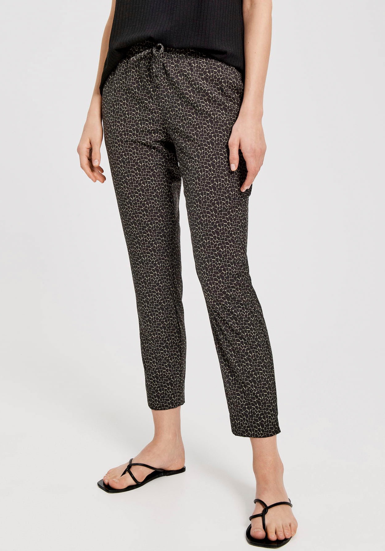 Image of OPUS Schlupfhose »Melpin minimal«, im abstrakten Allover-Print bei Ackermann Versand Schweiz