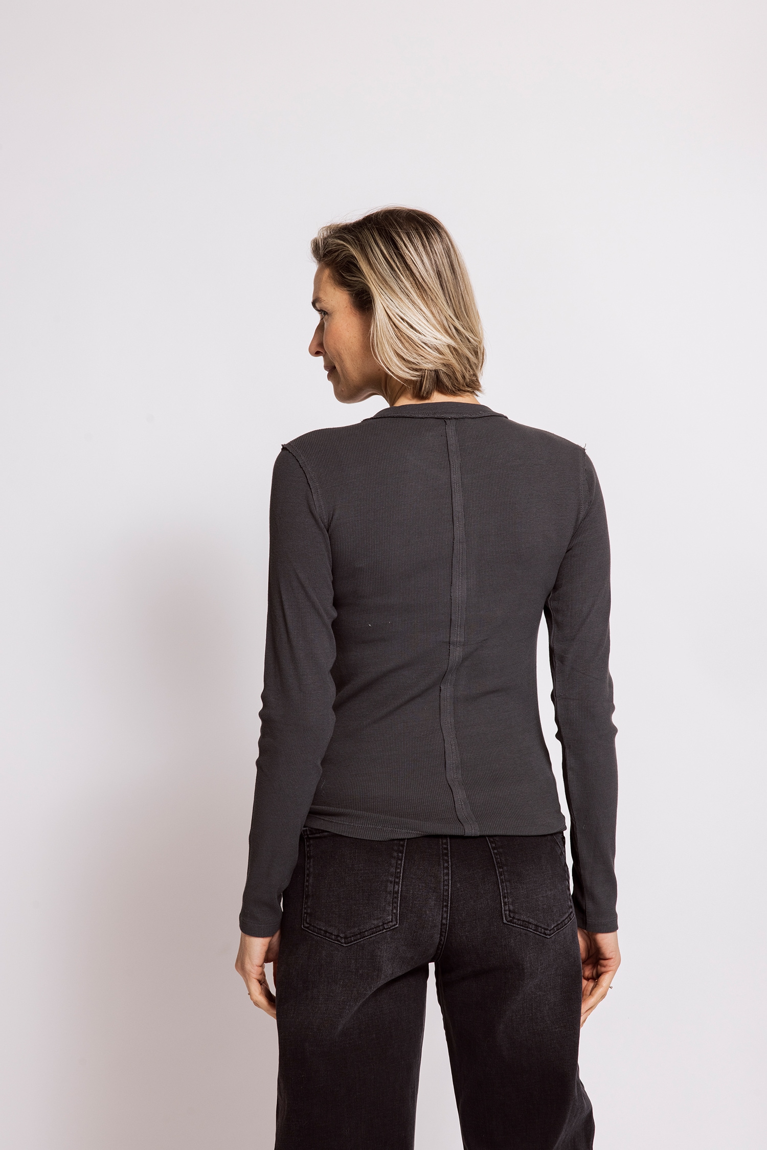 Zhrill T-shirt à manches longues »NAMI« Coupe confortable, uni, bords ouverts