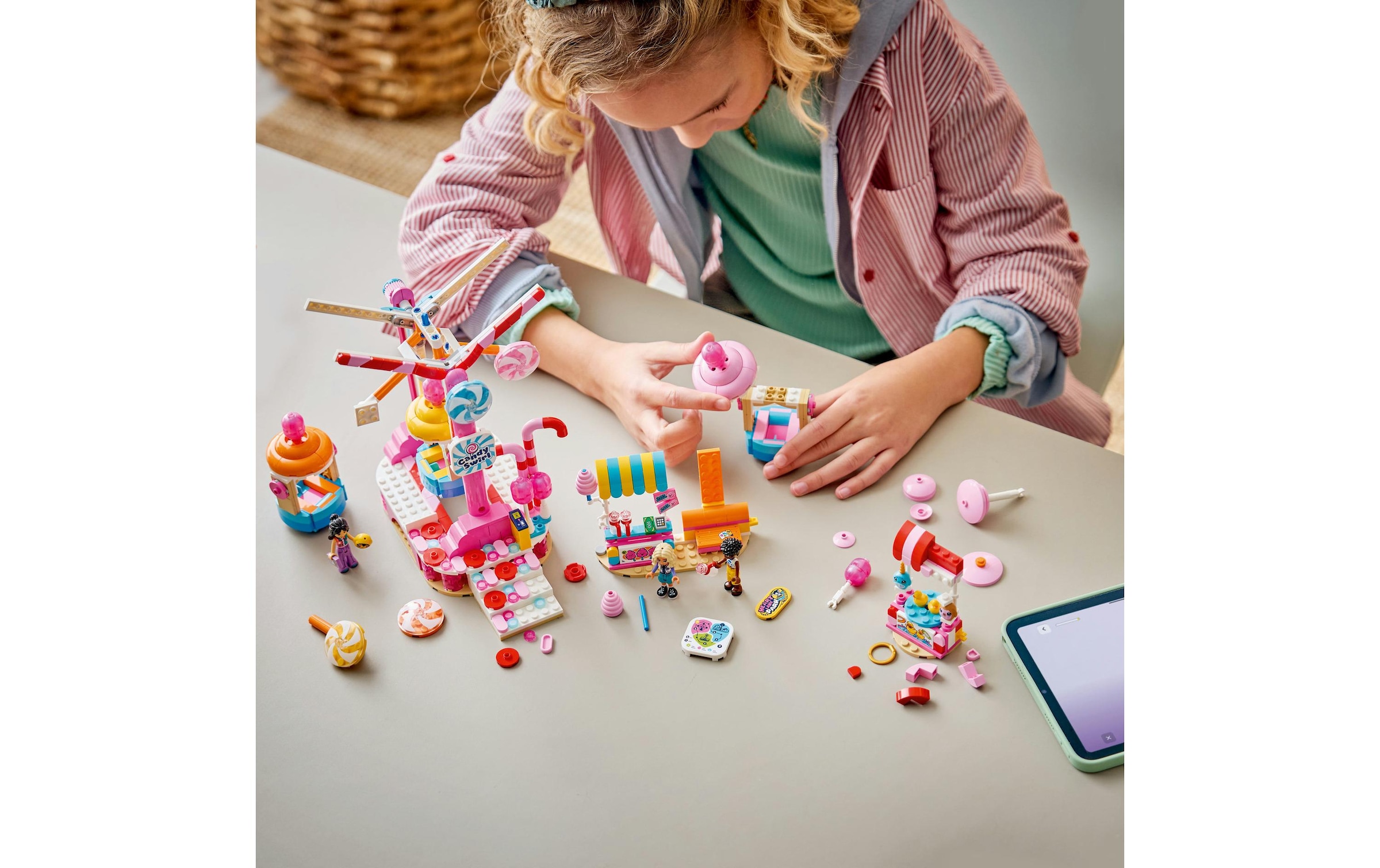 LEGO® Konstruktionsspielsteine »Cupcake-Riesenrad (42700), LEGO Friends« Made in Europe