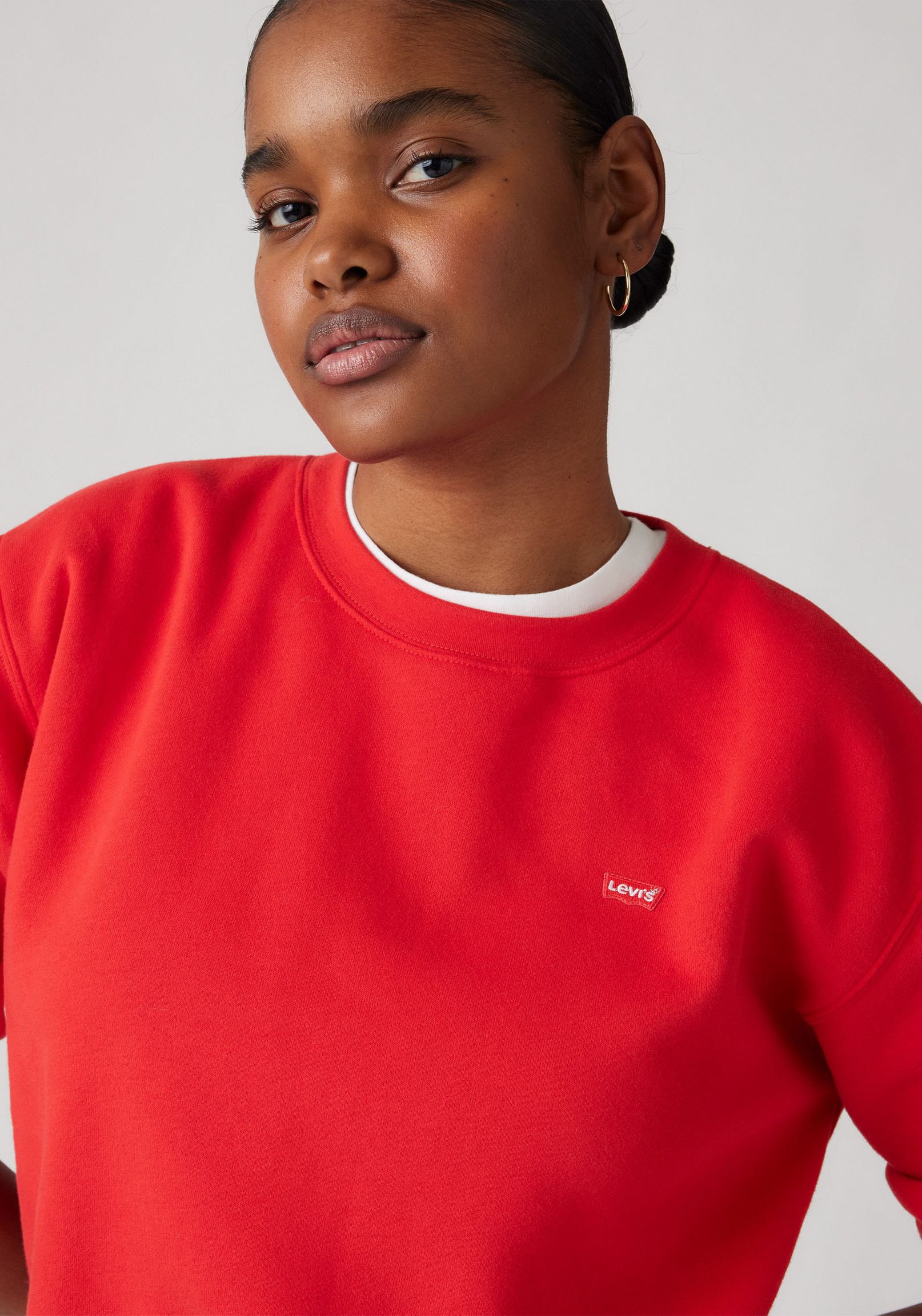 Levi's® Sweatshirt »EVERYDAY«, mit kleinem Logo auf der Brust