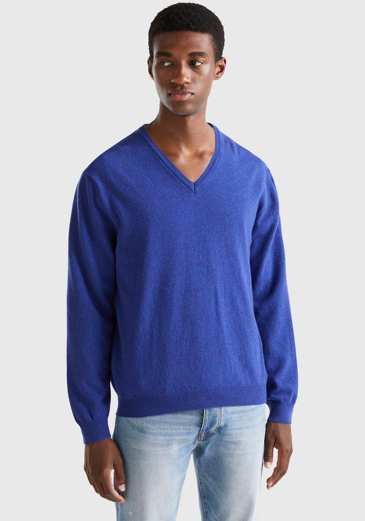 V-Ausschnitt-Pullover, im cleanen Look